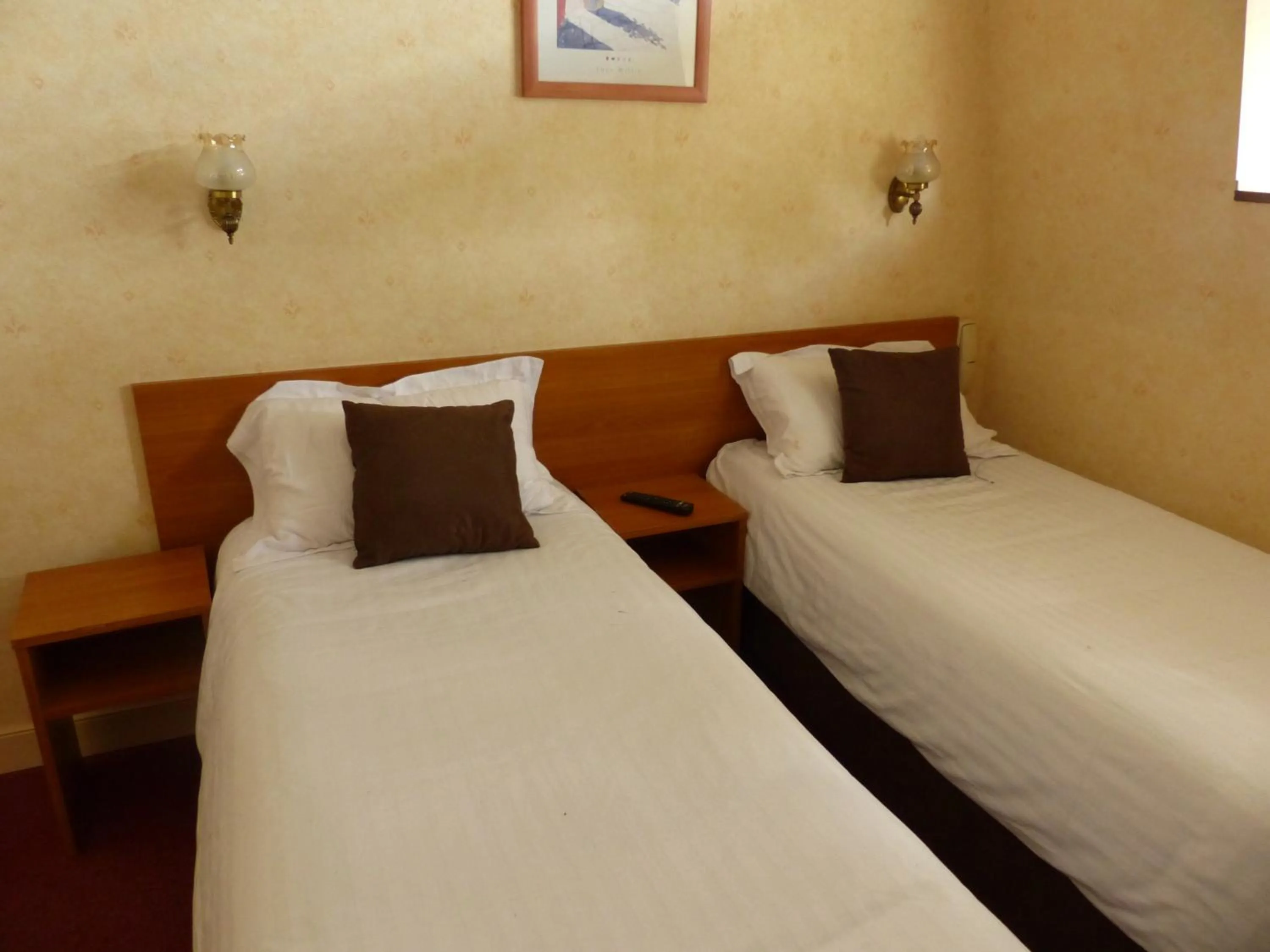 Bedroom, Bed in Belle Epoque