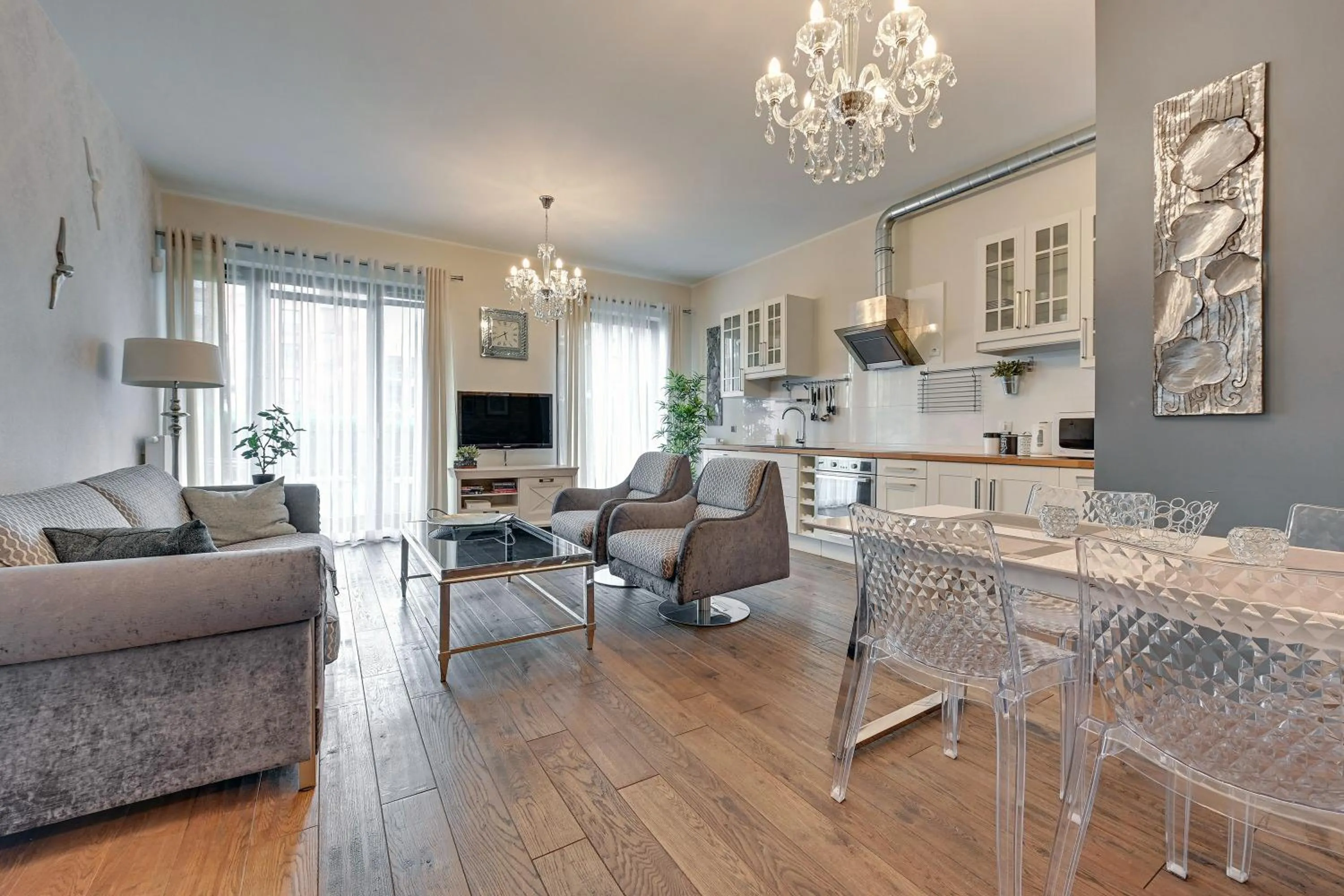 Superior Apartment with Garden View - 5 Szafarnia street in Blue Mandarin Marina