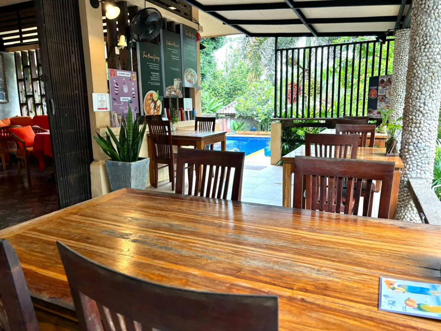 Communal lounge/ TV room in Flora Ville-SHA PLUS