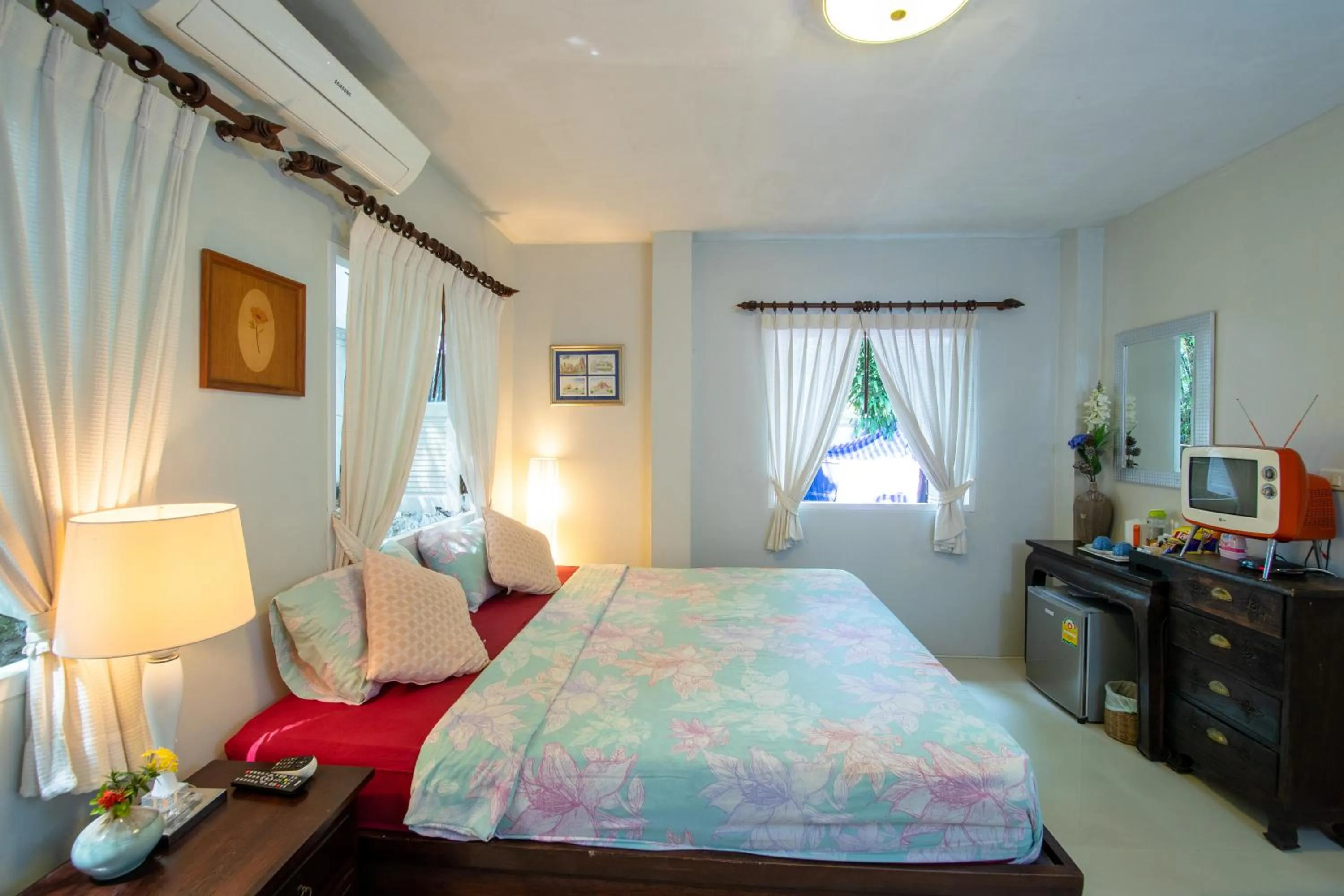 Photo of the whole room, Bed in Banyan House Samui bed and breakfast (Adult Only)