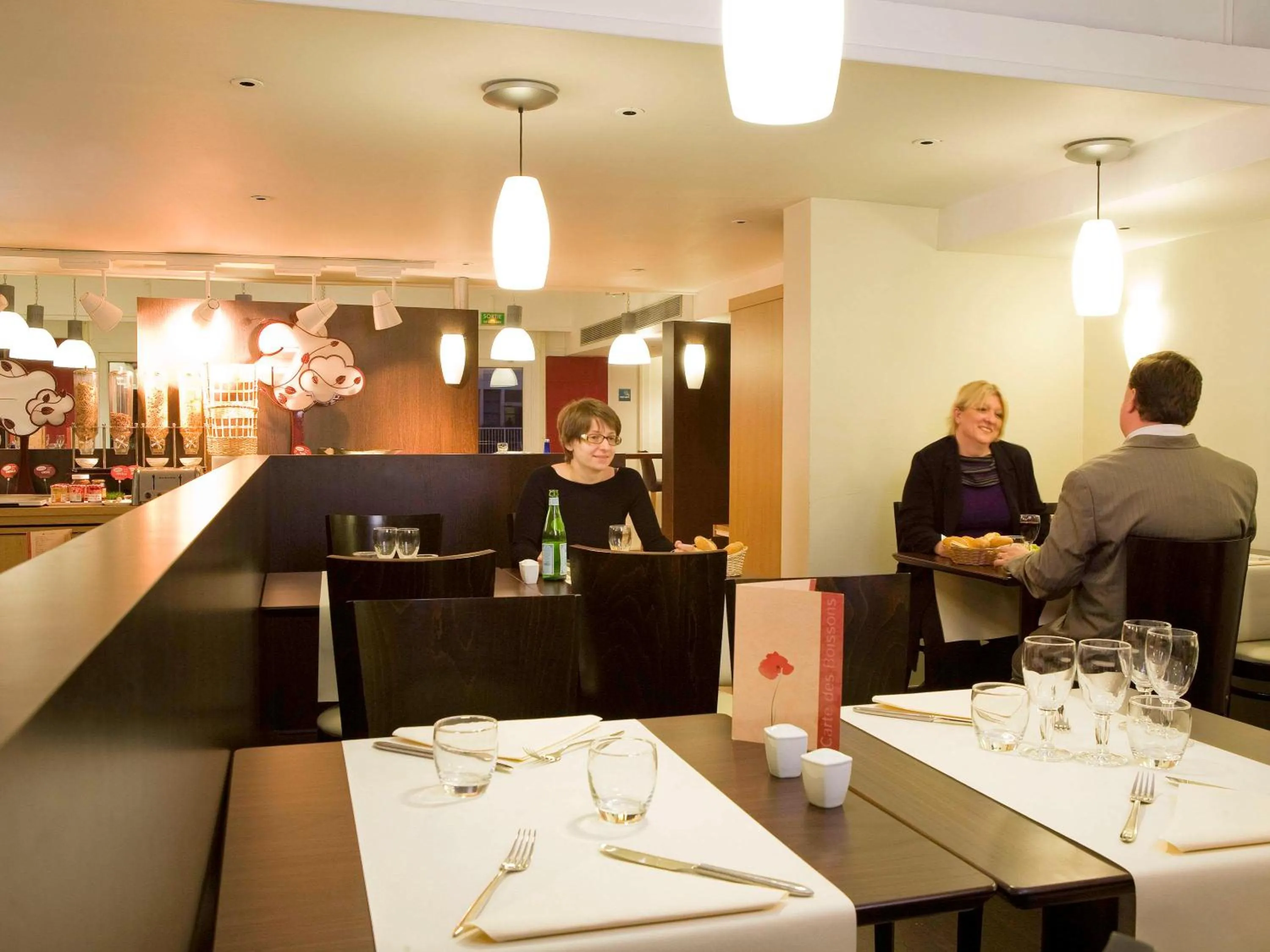 Property building in Hotel Mermoz Paris Le Bourget