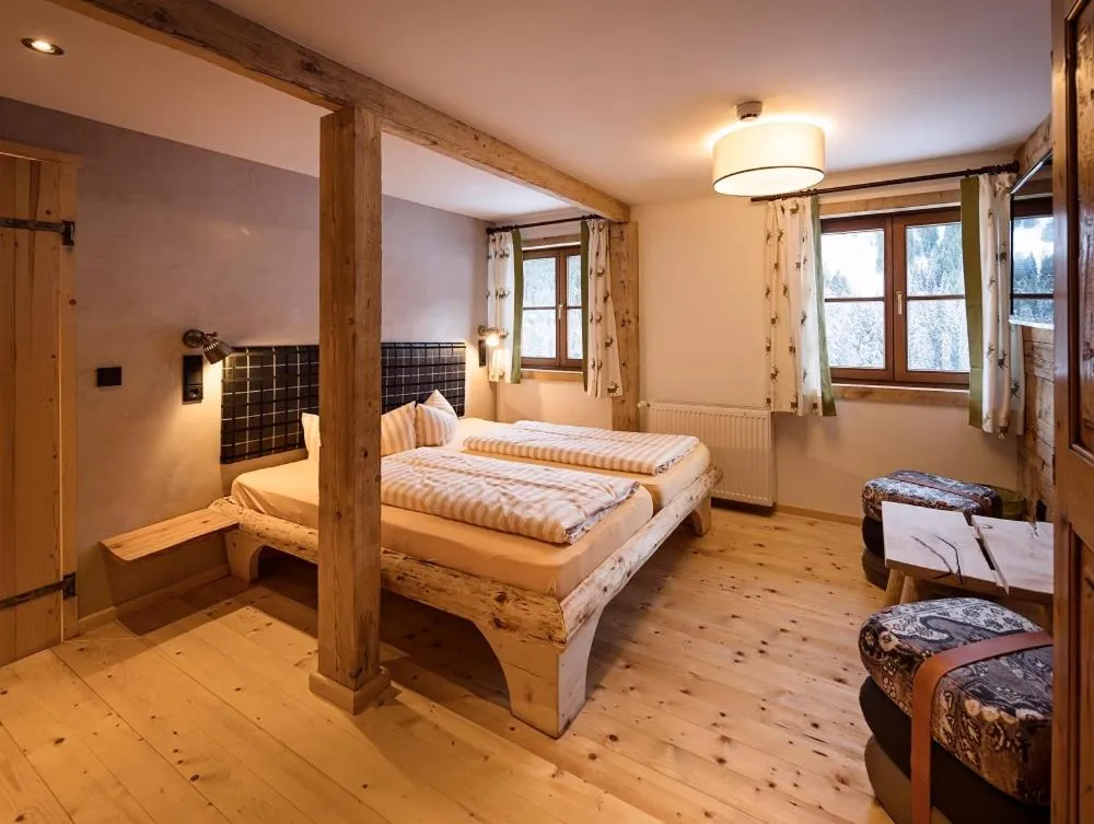 Photo of the whole room, Bed in Auenhütte