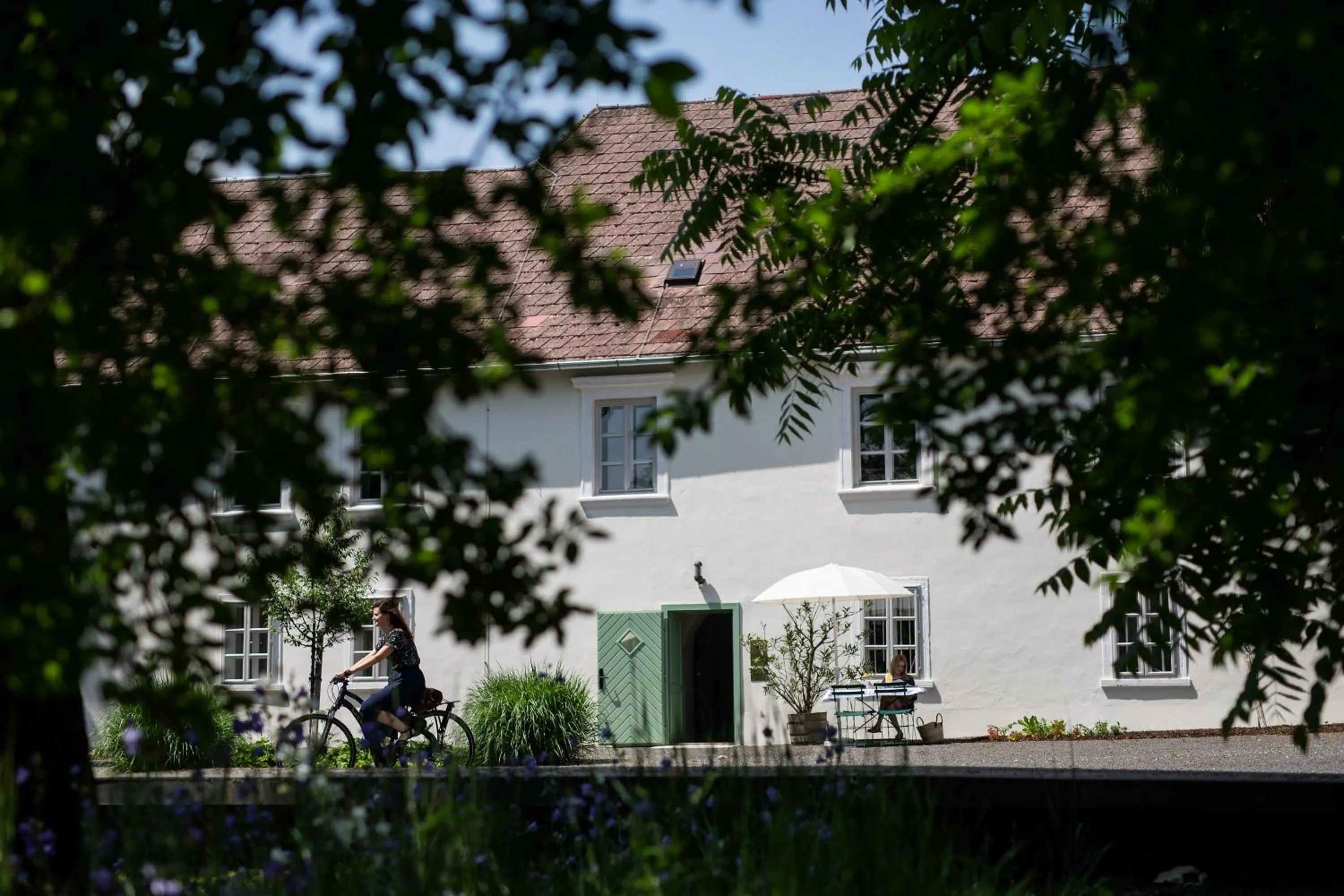 Property building in Boutique Hotel Zum Oberjäger, Schloss Lackenbach