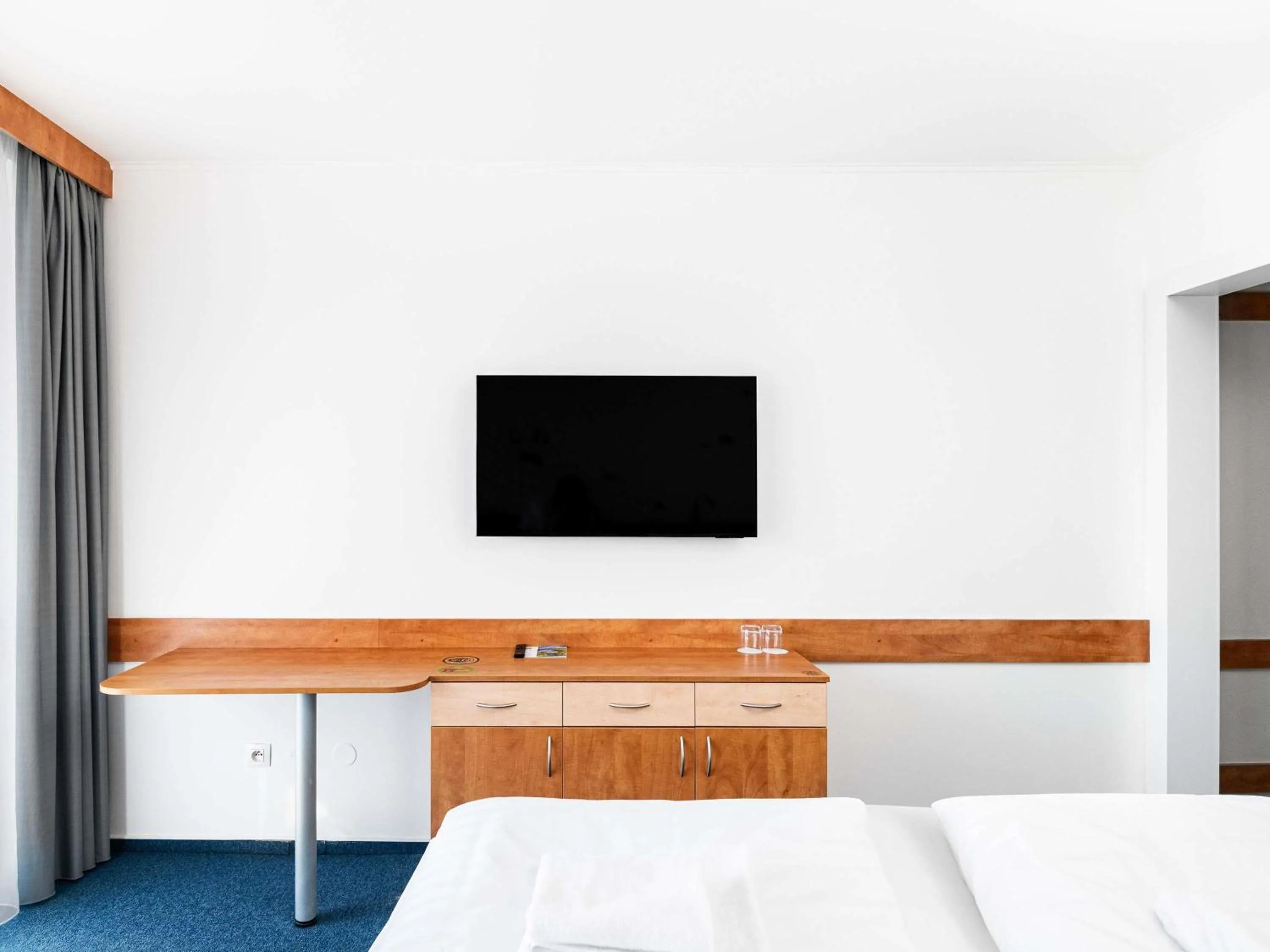 Bedroom, Bed in ibis Styles Relax Roznov pod Radhostem