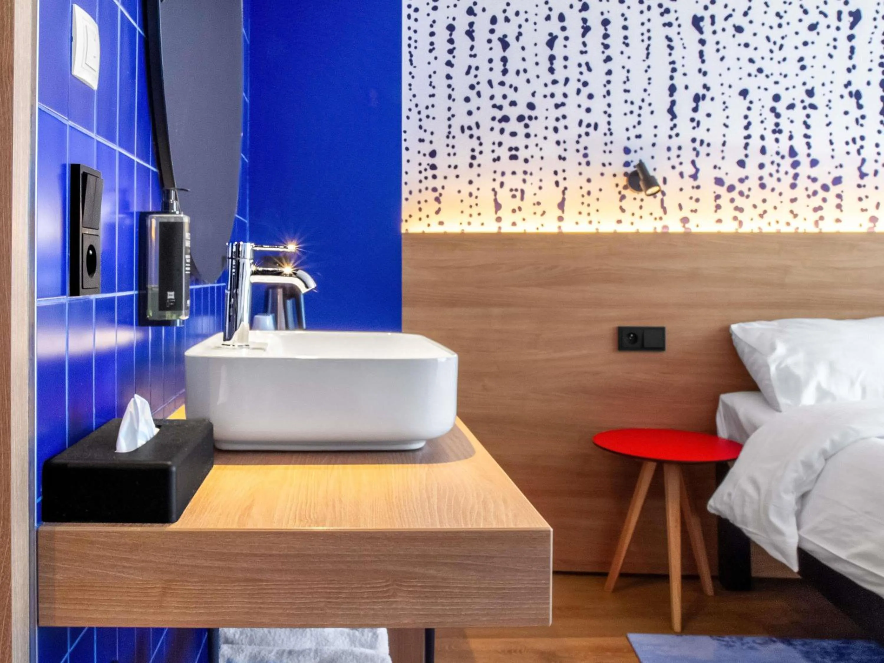 Property building, Bed in ibis Styles Relax Roznov pod Radhostem