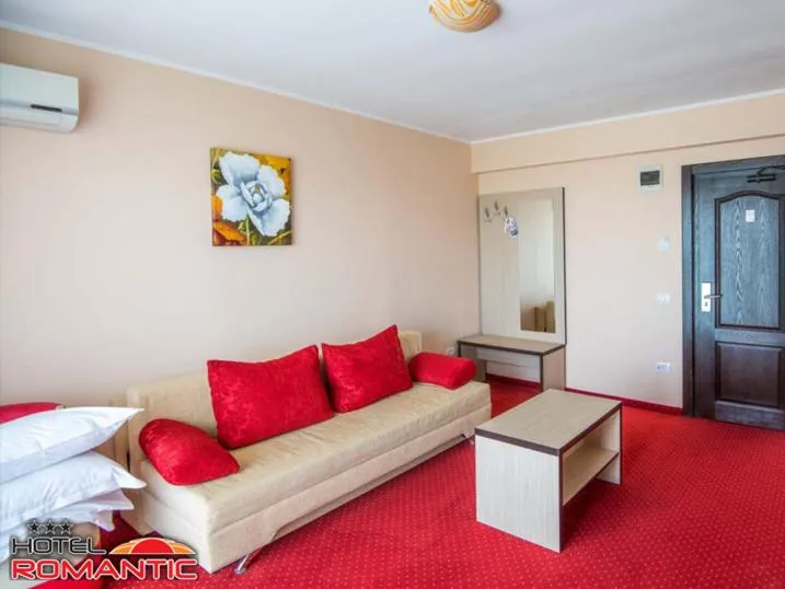 Bed in Hotel Romantic