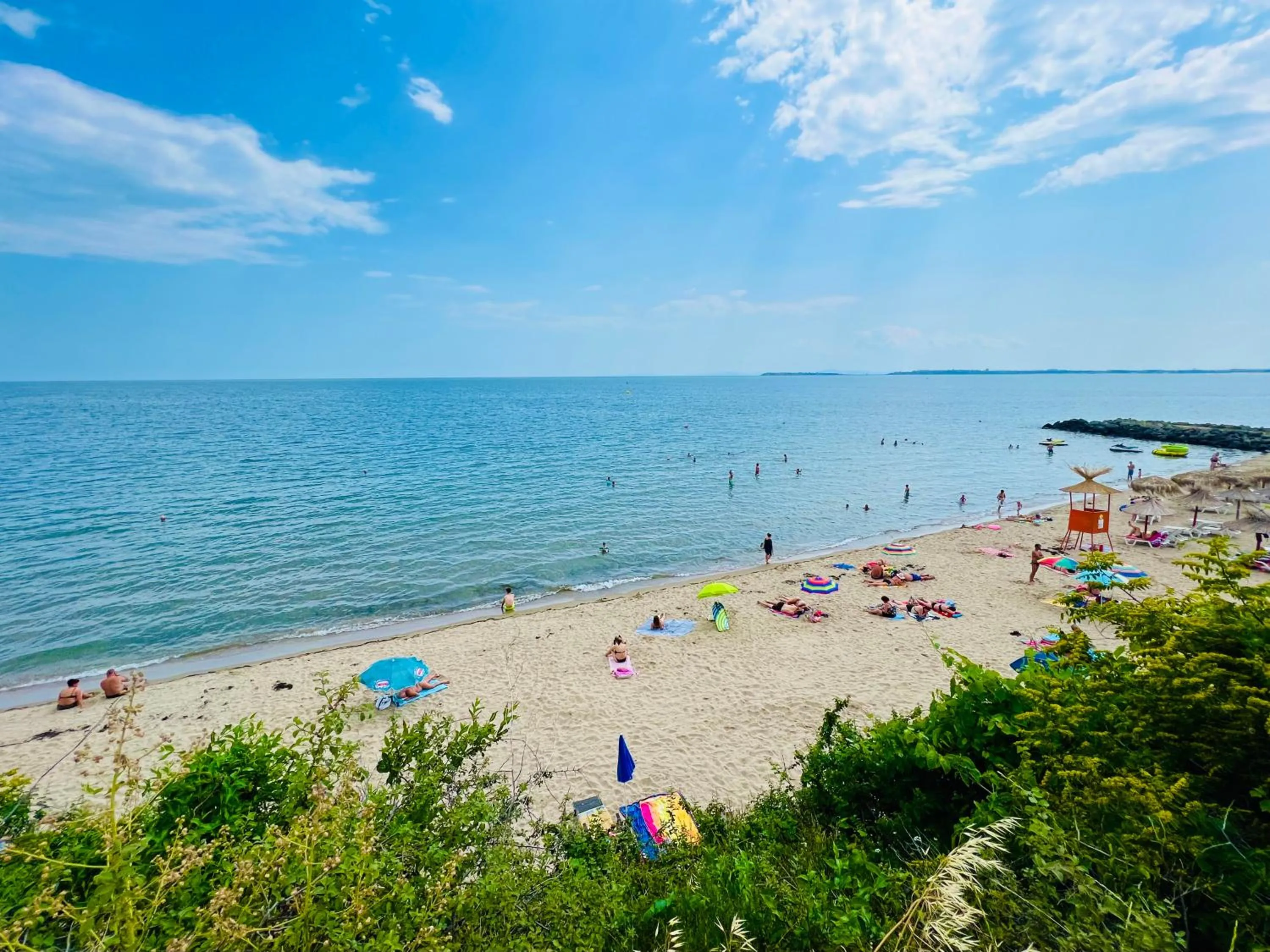 Beach in Sineva Del Sol Apartments
