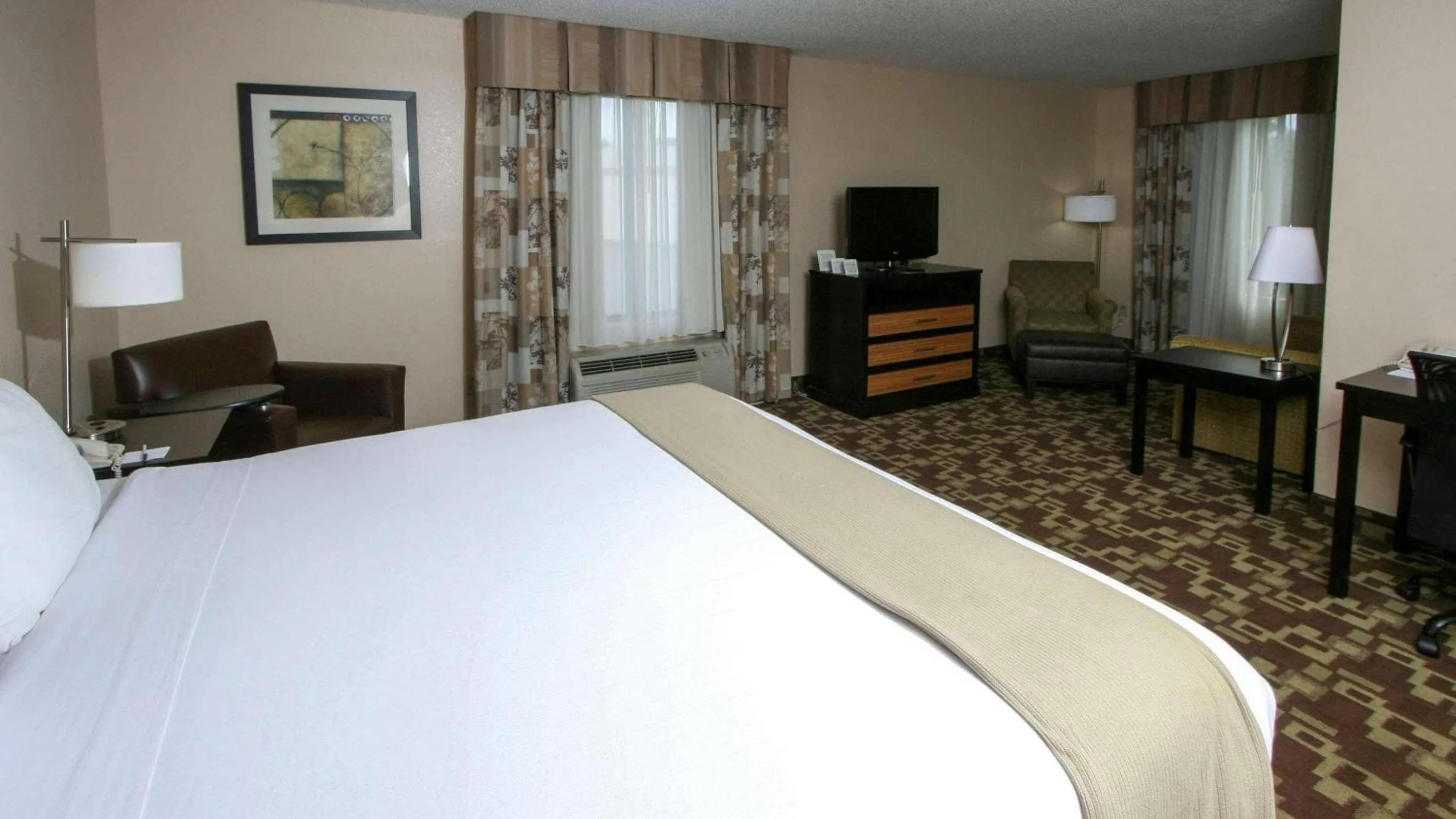 Bedroom, Bed in Country Inn & Suites by Radisson, Shelby, NC