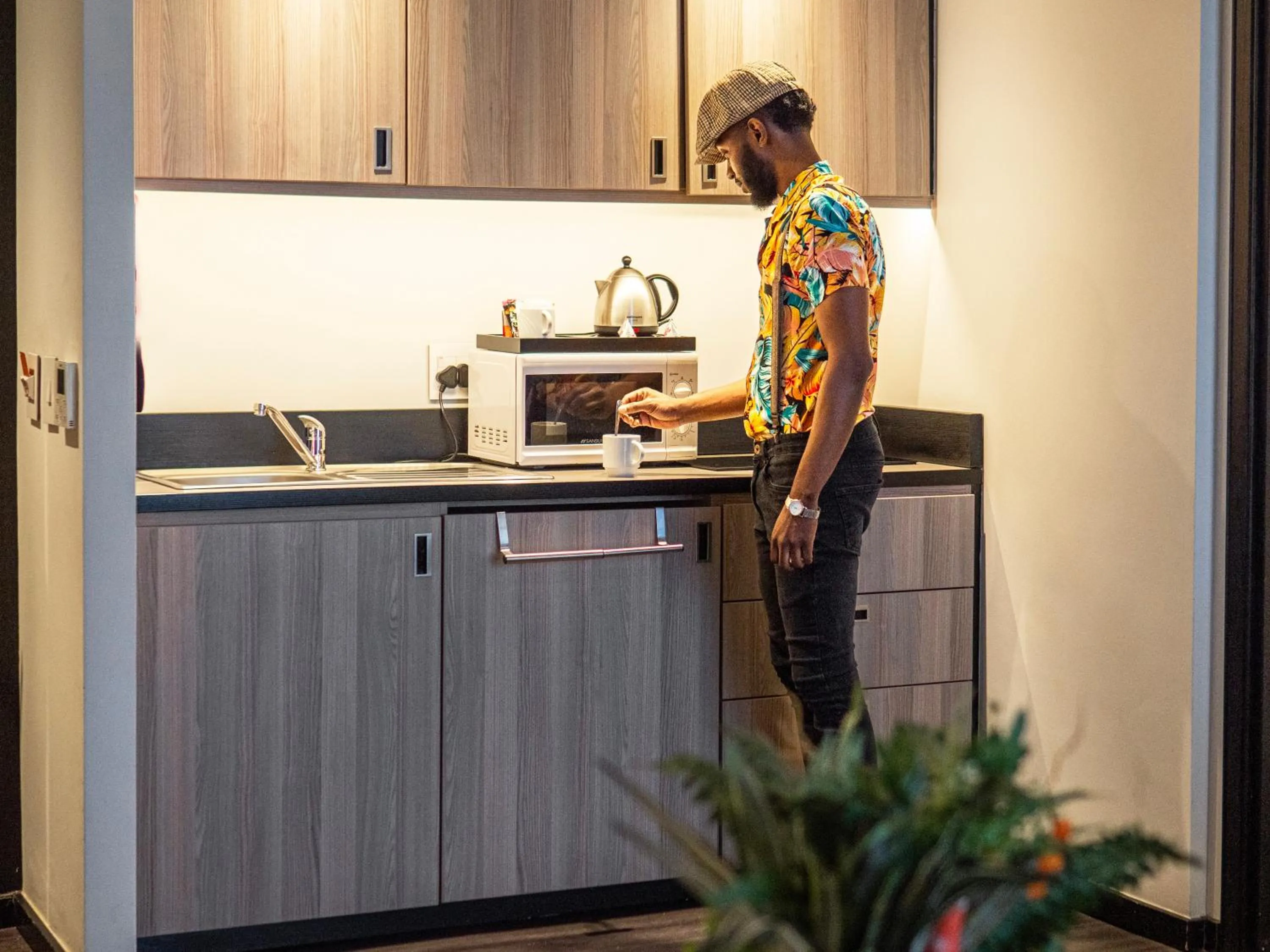 Kitchen or kitchenette in ONOMO Hotel Durban