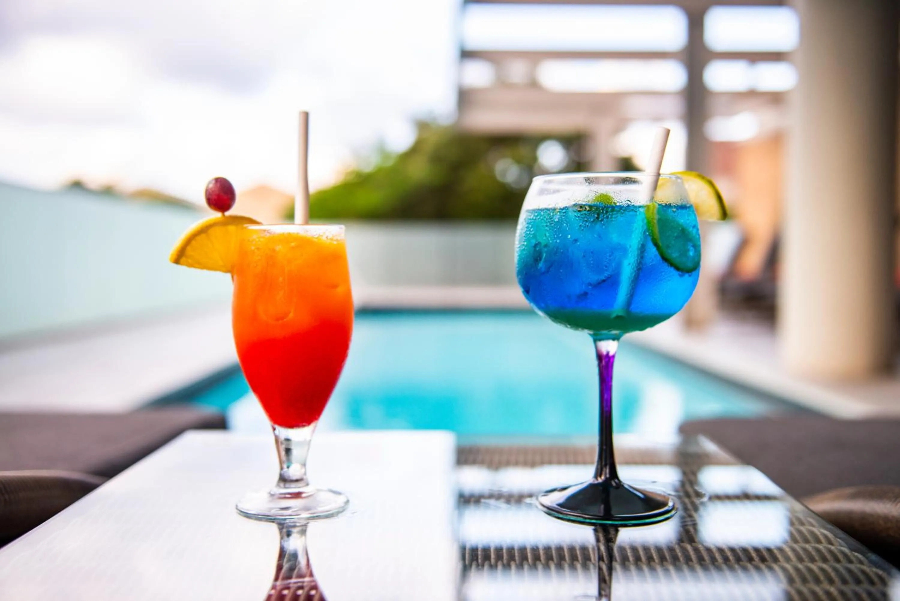 Swimming pool in ONOMO Hotel Durban