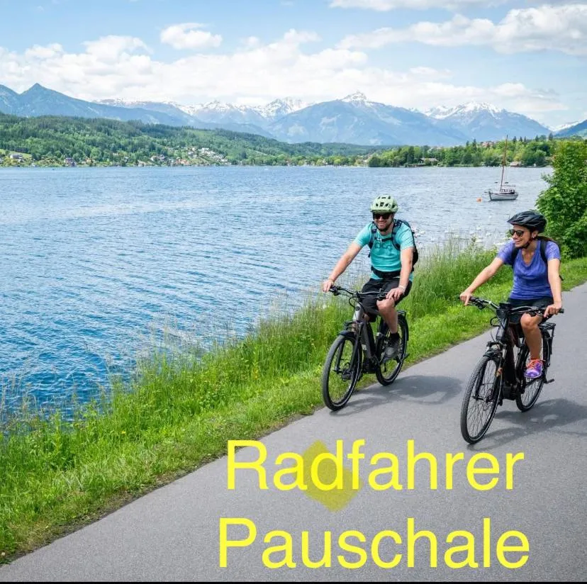 Neighbourhood in B&B Pension Karlsdorfer Hof