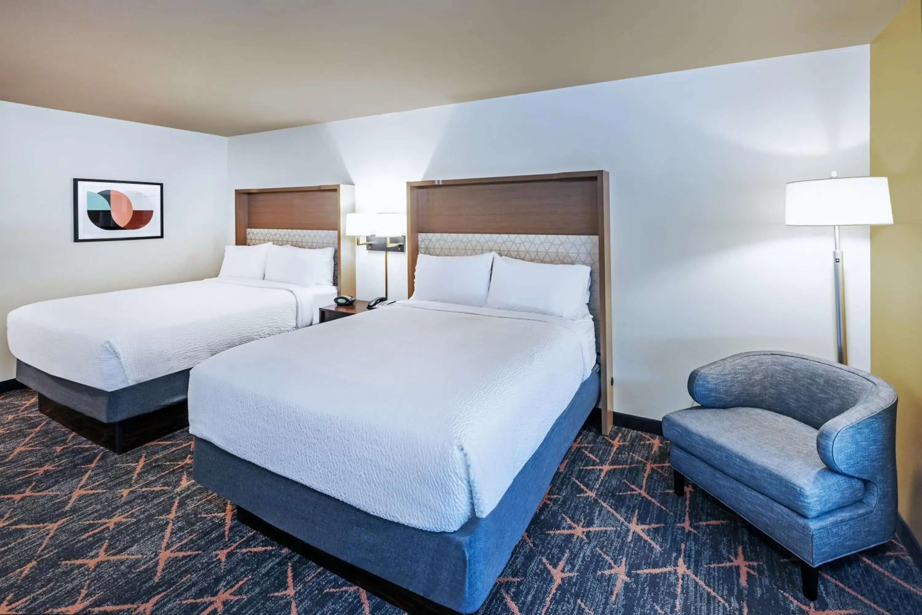 Standard Room with Two Queen Beds in Holiday Inn & Suites Stillwater-University West by IHG Standard Room with Two Queen Beds in Holiday Inn & Suites Stillwater-University West by IHG