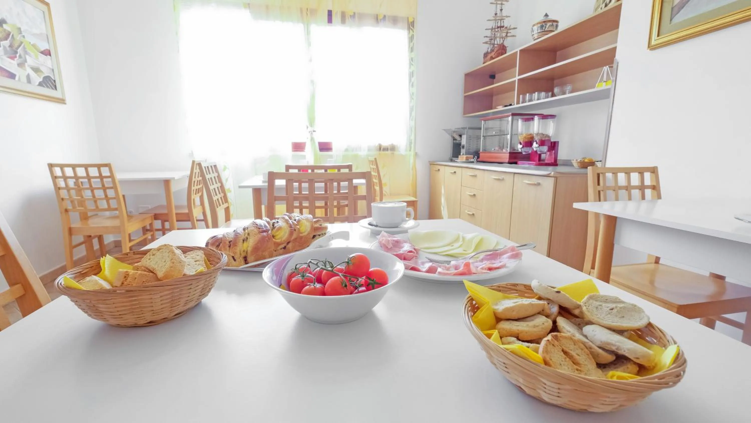 Breakfast in Casa Del Sole Relax Room