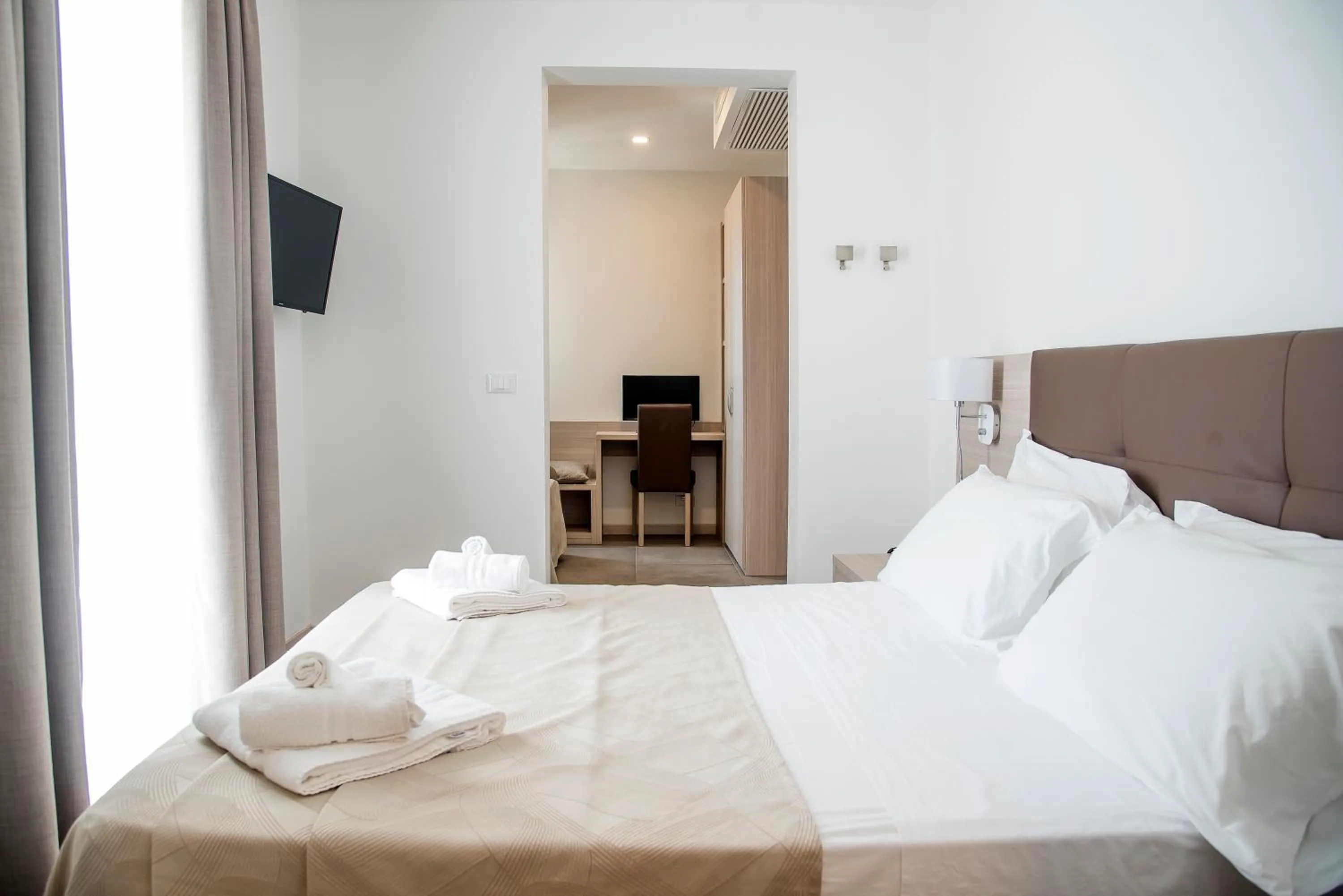 Photo of the whole room, Bed in Hotel Solemare - Frontemare - 3 Stelle Superior