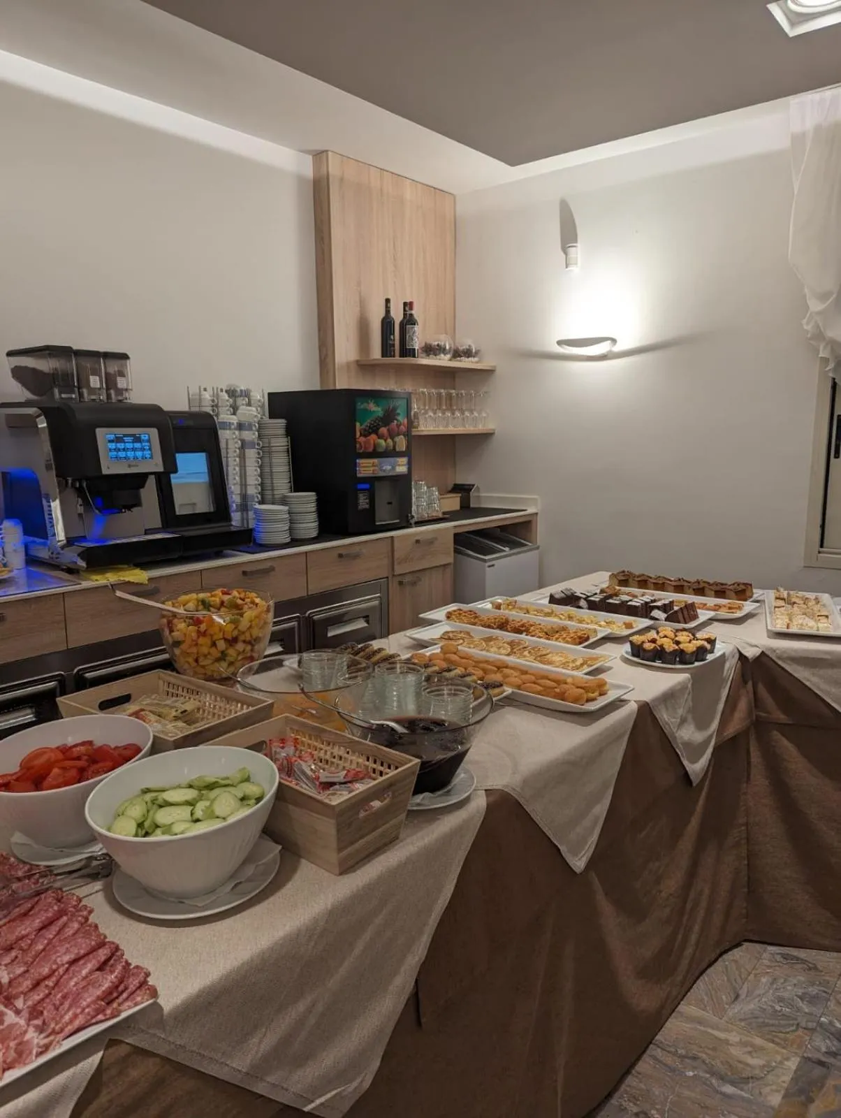 Breakfast in Hotel Solemare - Frontemare - 3 Stelle Superior