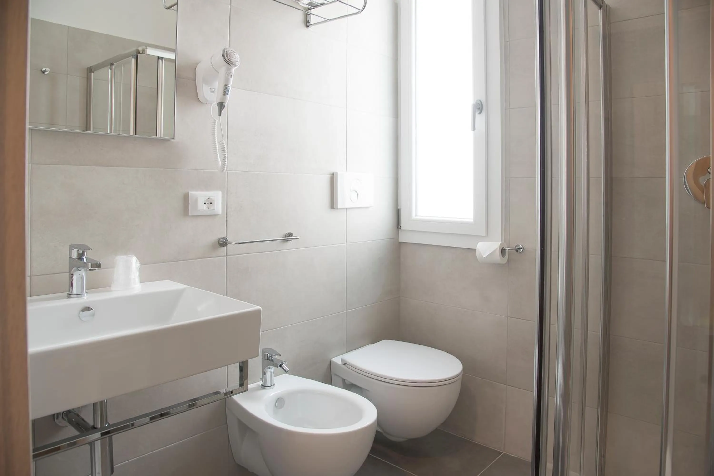 Bathroom in Hotel Solemare - Frontemare - 3 Stelle Superior