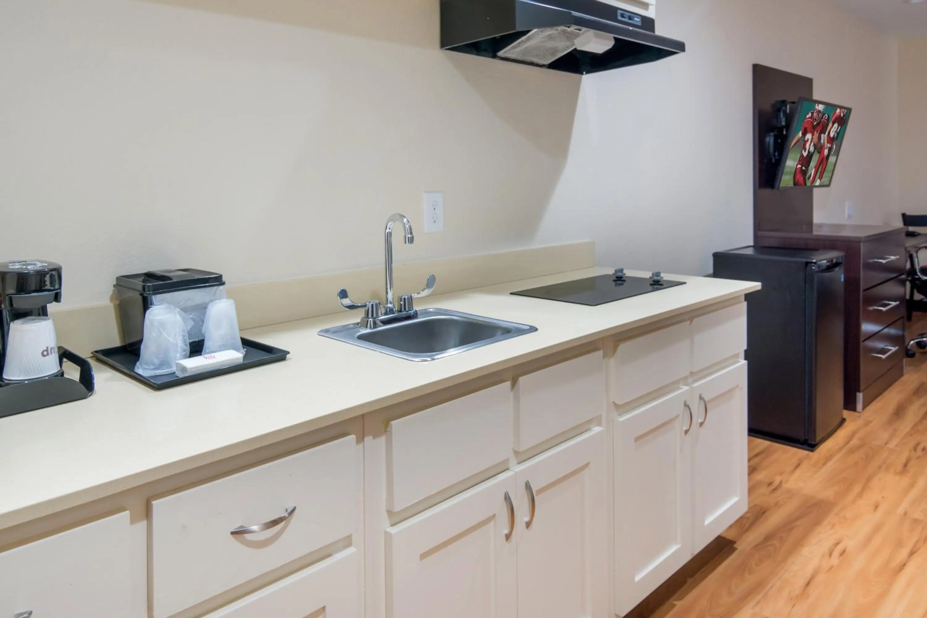 Photo of the whole room in Red Roof Inn PLUS+ Fort Worth - Burleson