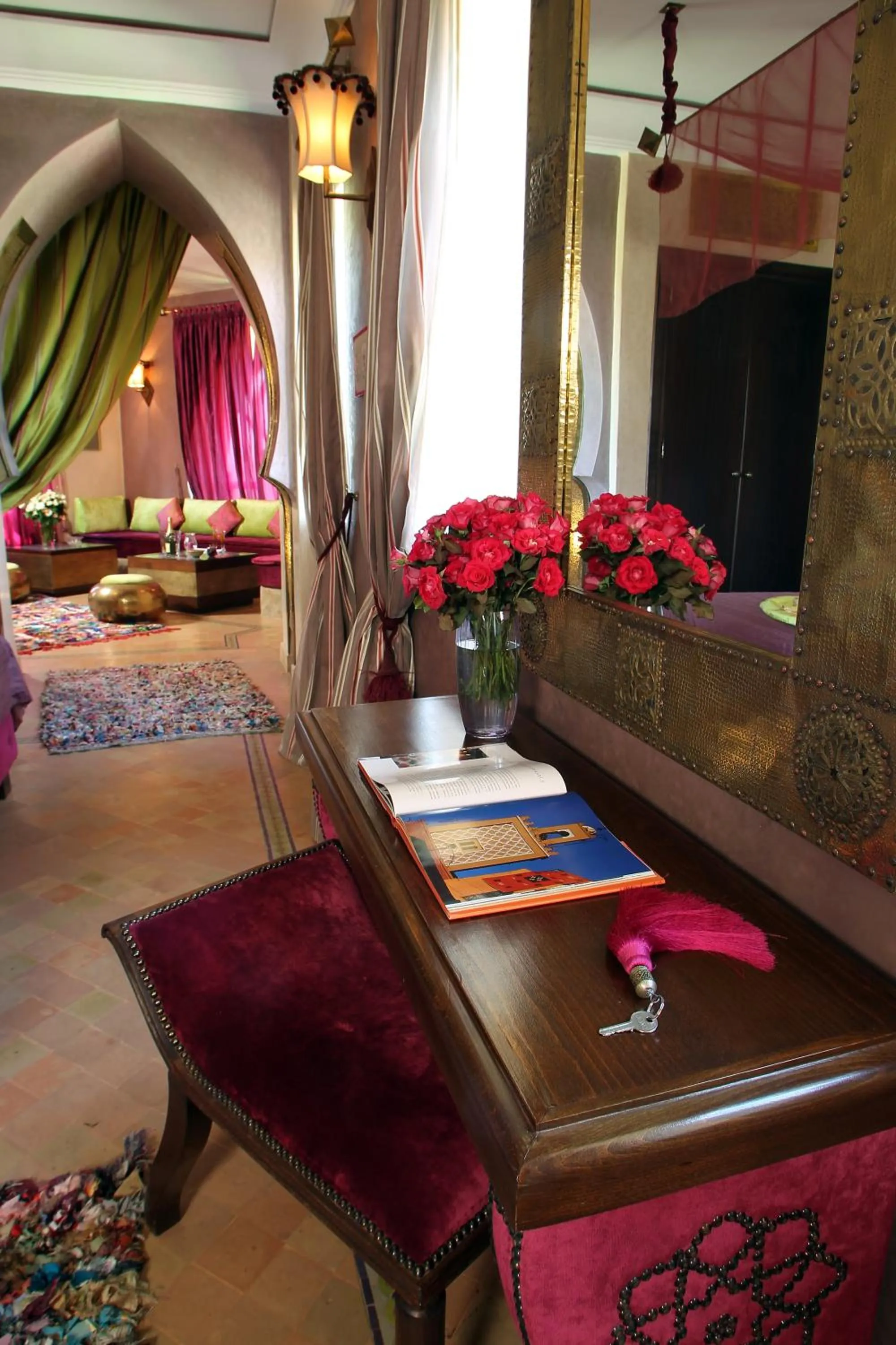 Seating area, Bed in O'Atlas