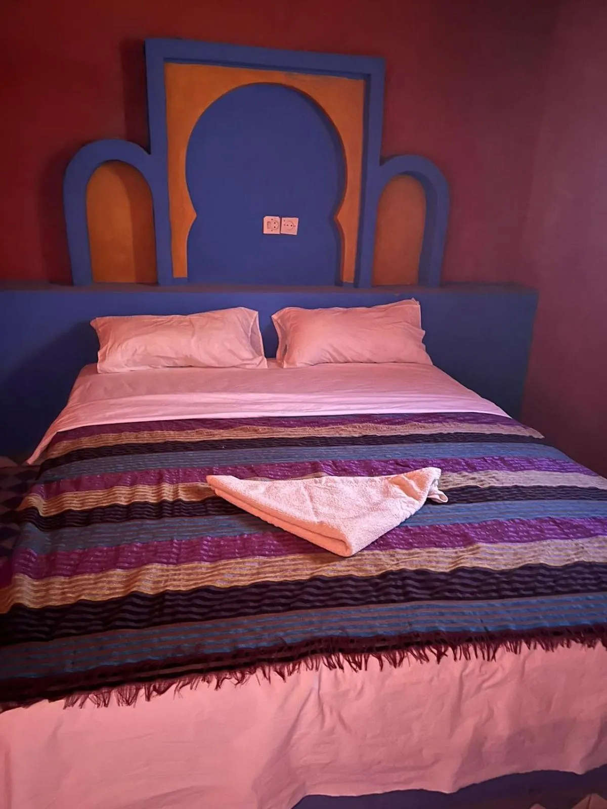 Bed in Riad Aicha & Camel Trekking