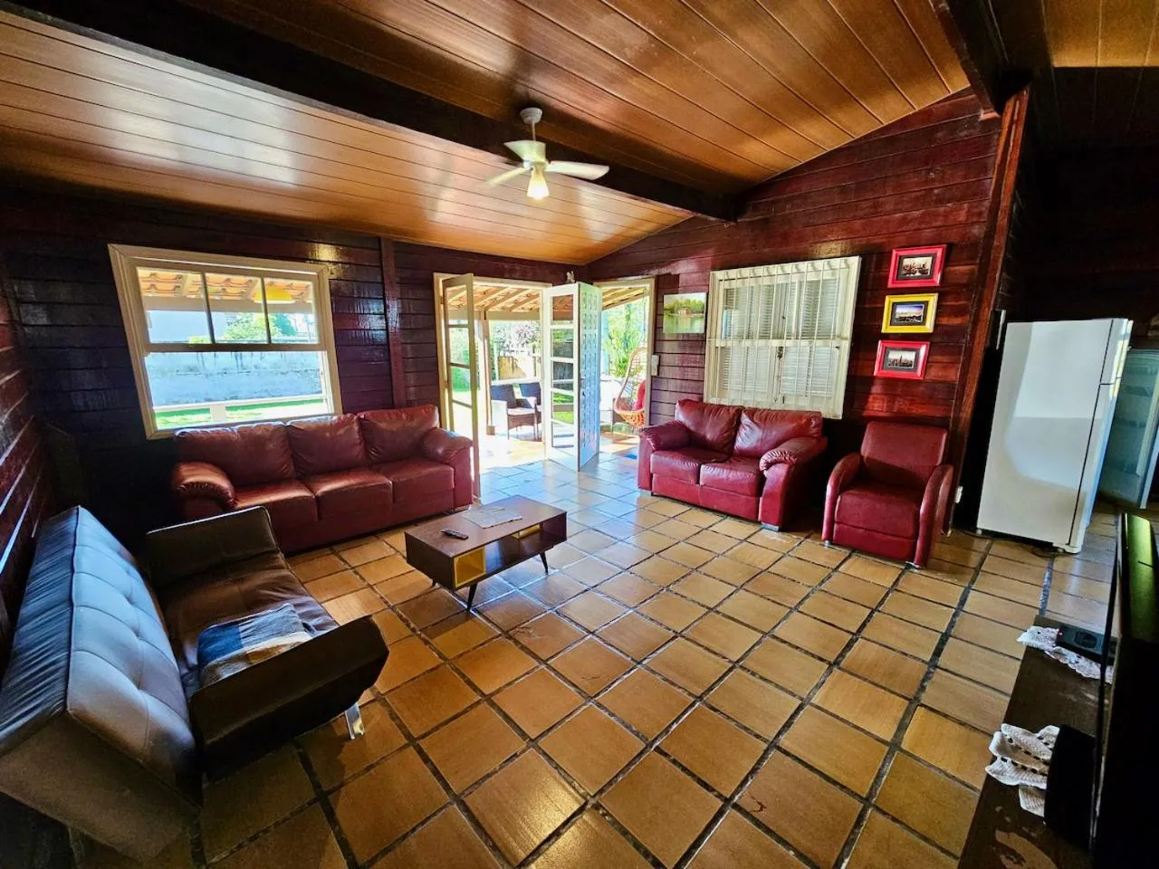 Living room in Chalés Mar Virado