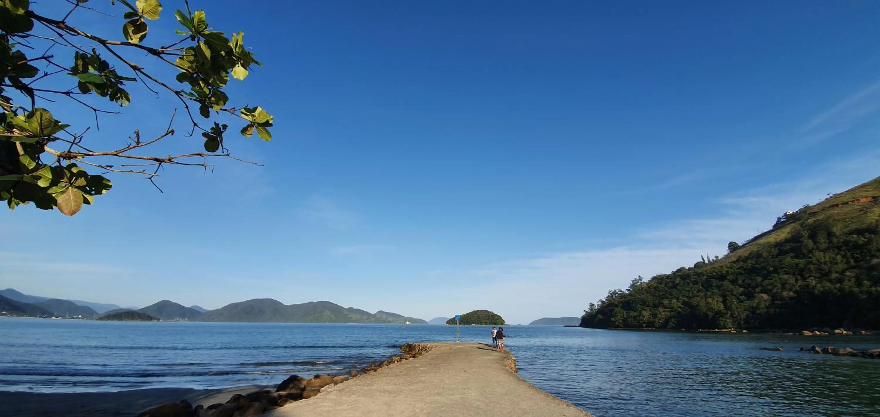 Fishing in Chalés Mar Virado