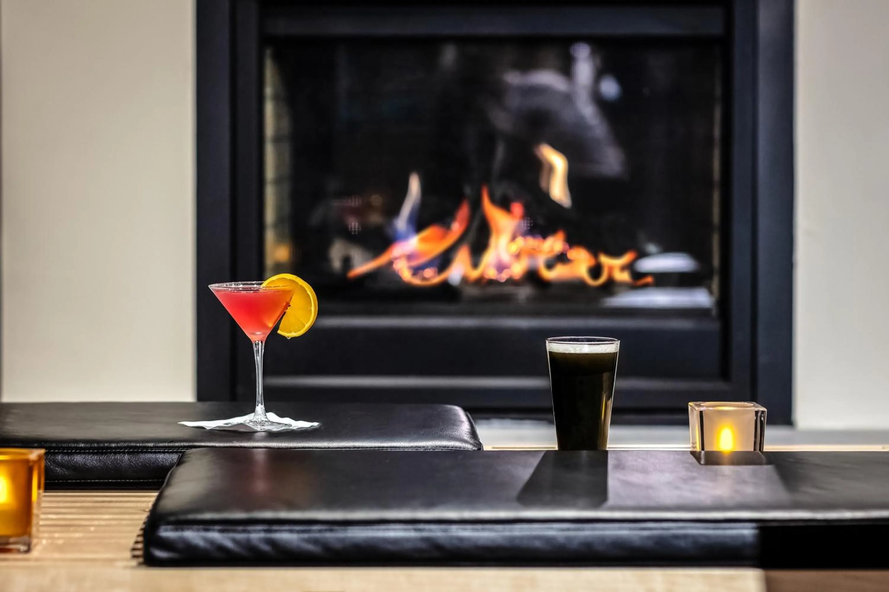 Lounge or bar in Aloft Columbia Harbison