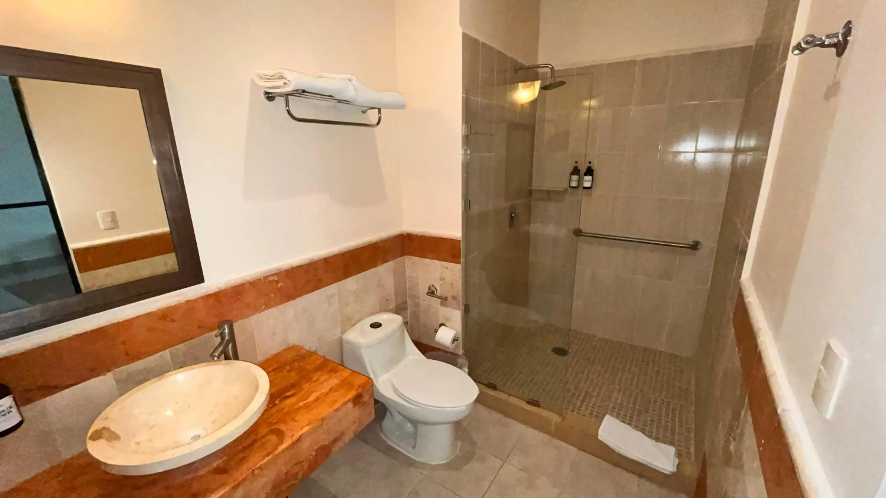 Bathroom in Hotel Palacio Maya