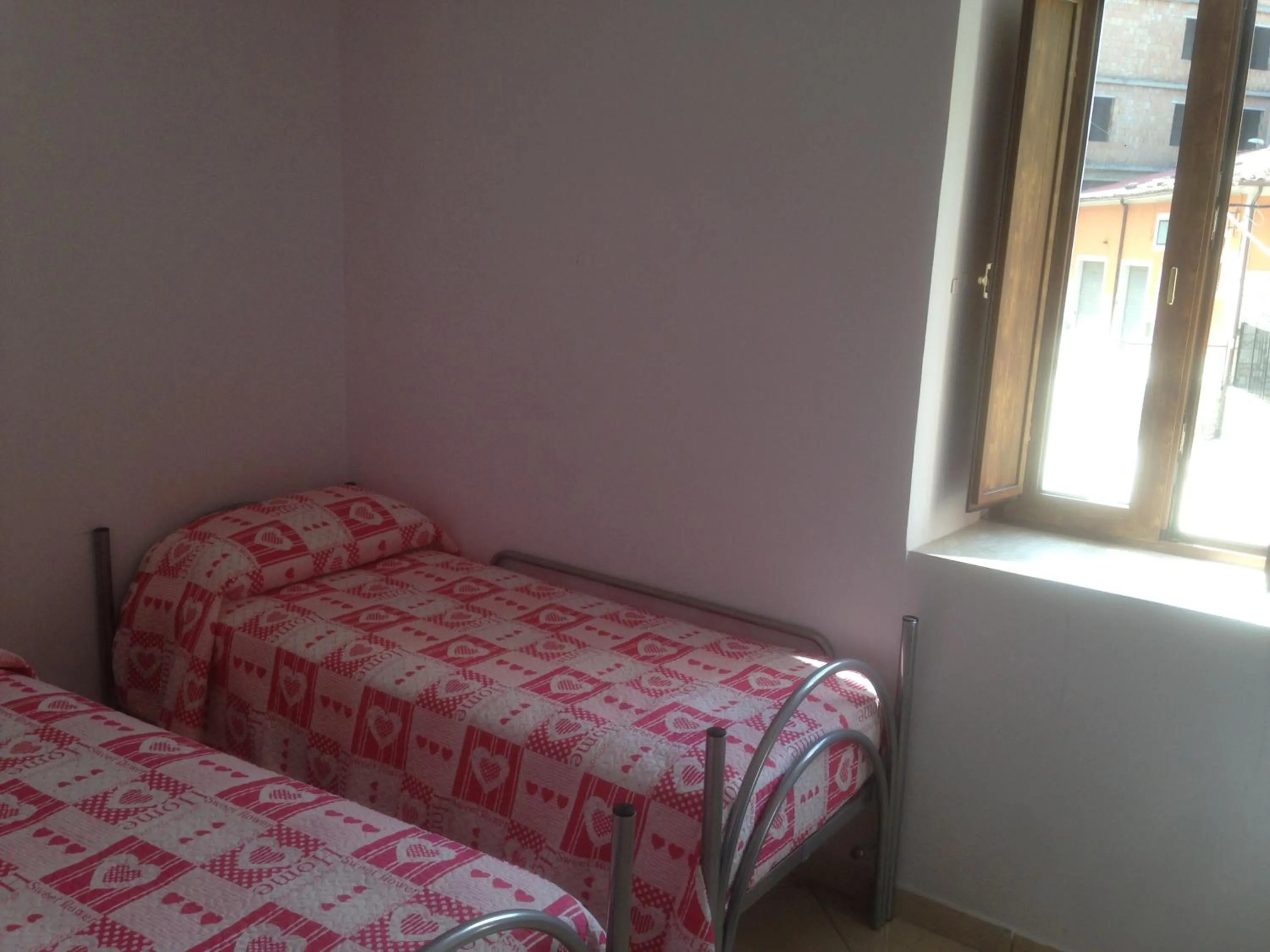 Photo of the whole room, Bed in La Fontanella b&b