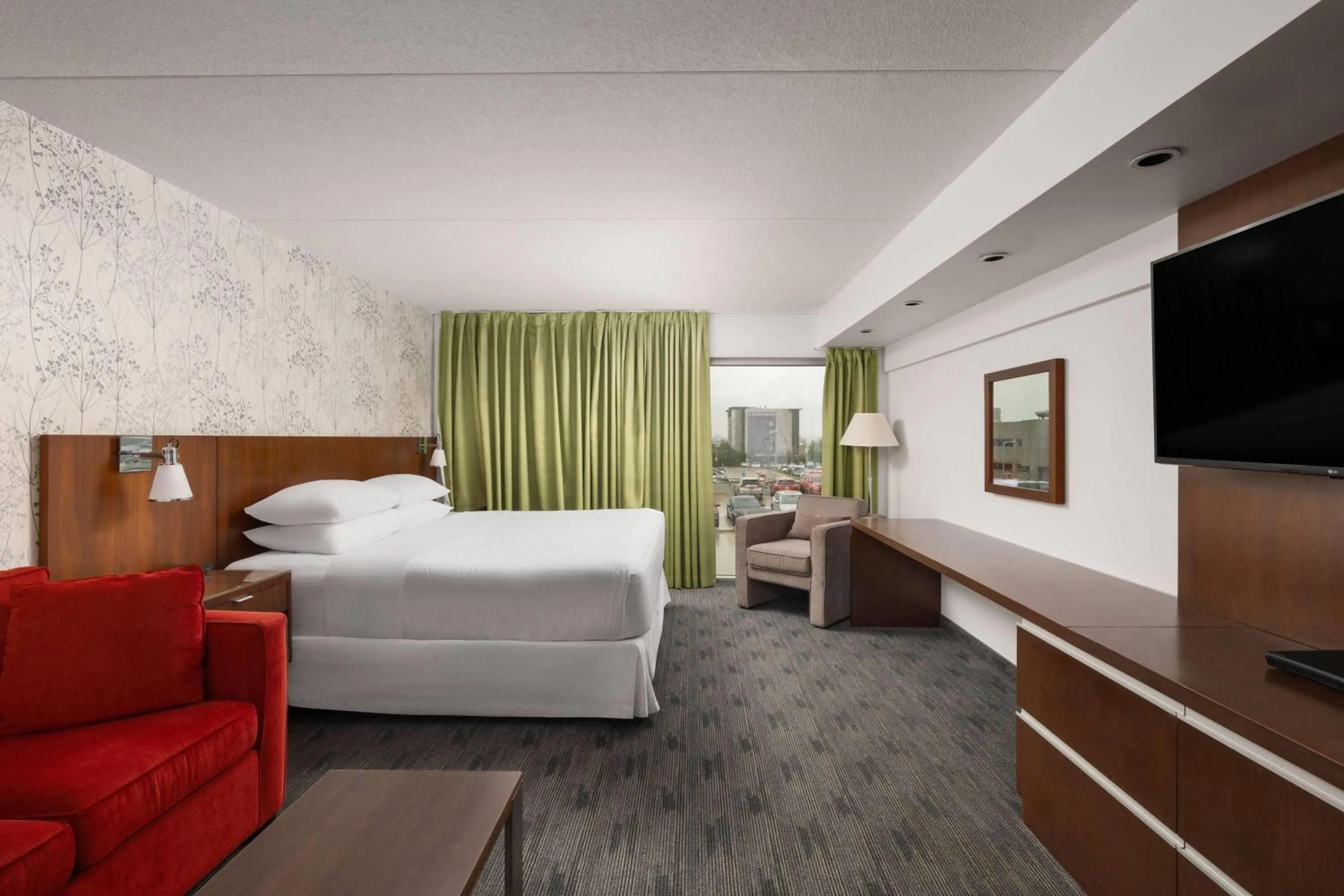 Photo of the whole room, Bed in Lakeview Signature, Trademark Collection by Wyndham