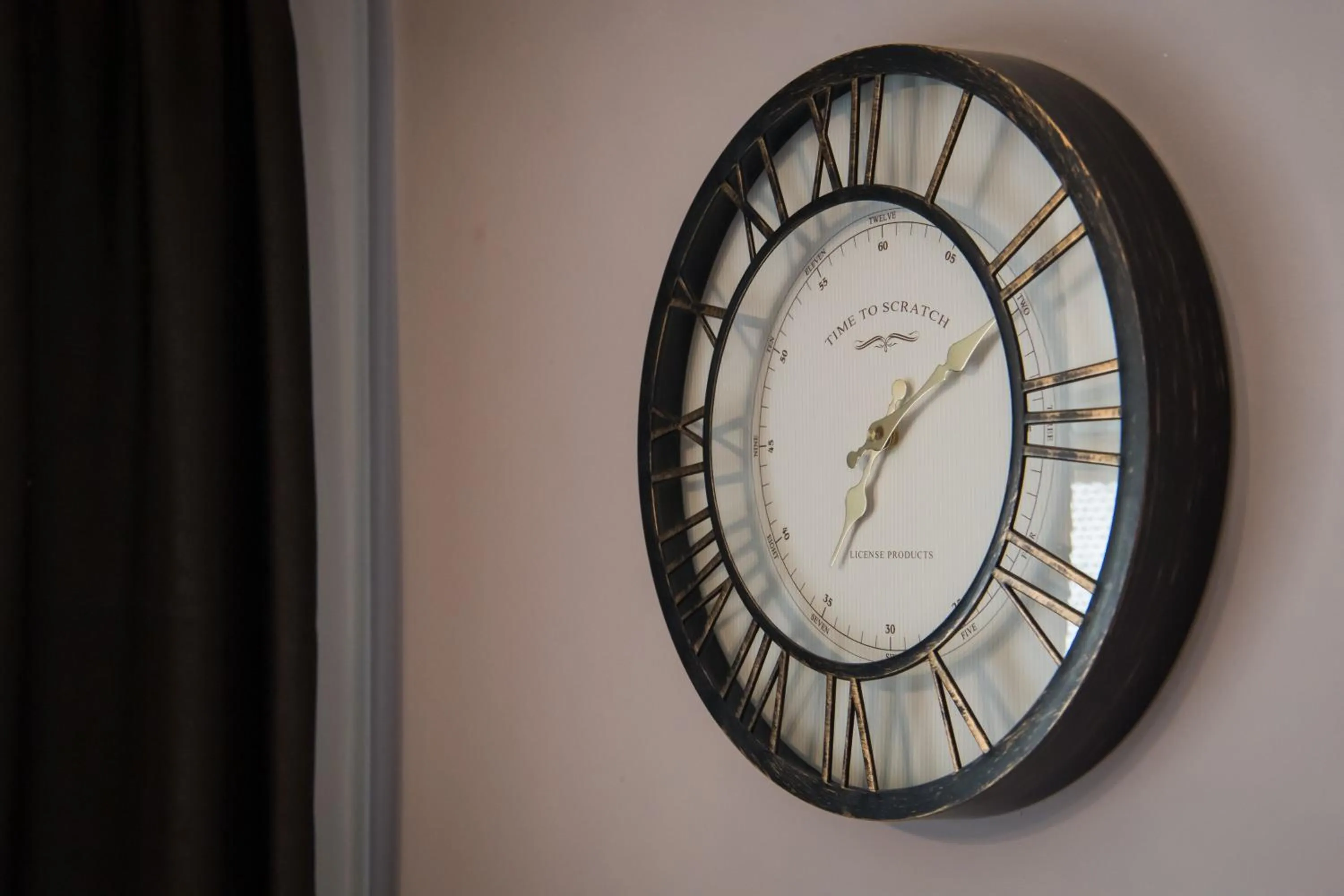 Decorative detail in MBI Travel Inn