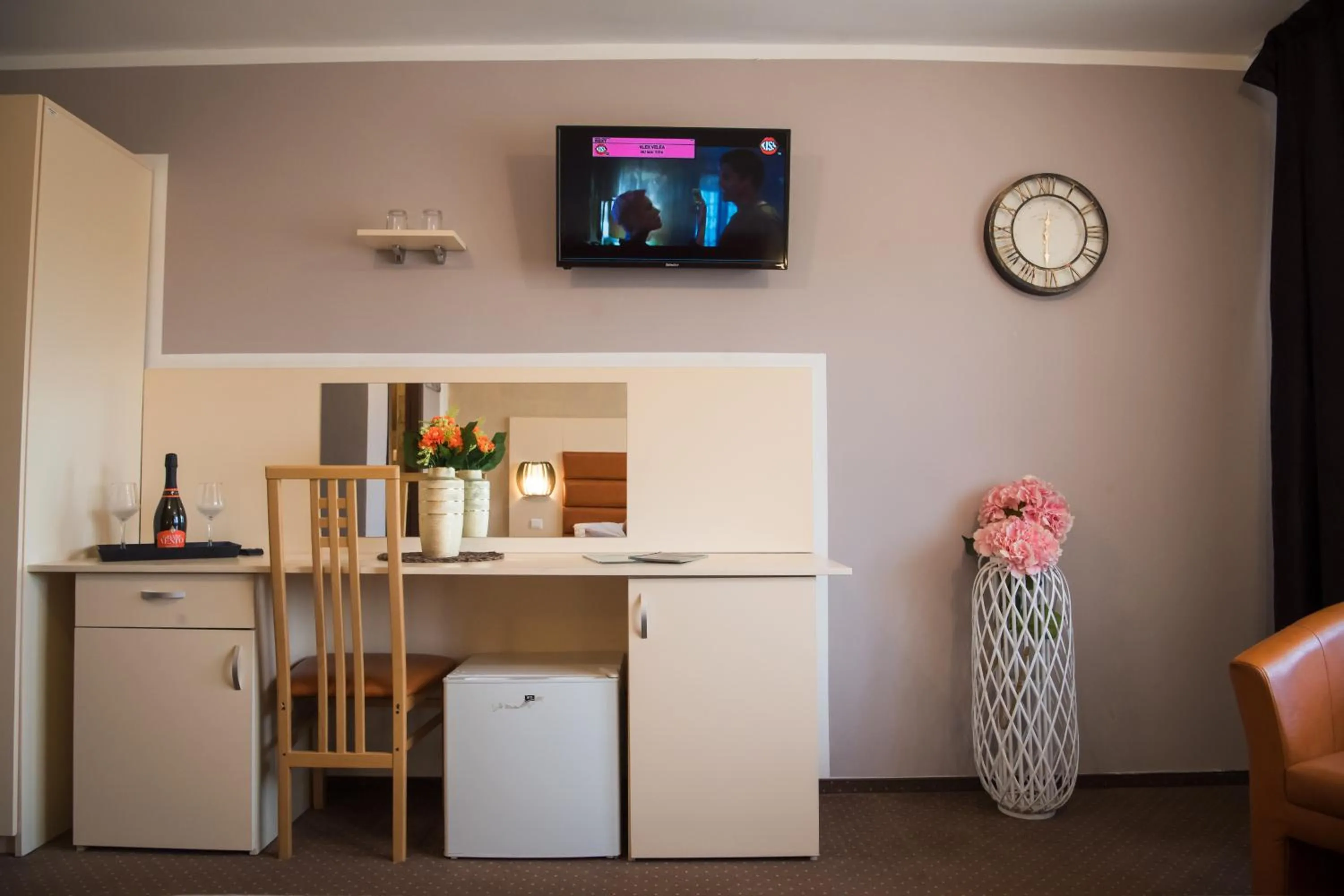 TV and multimedia in MBI Travel Inn