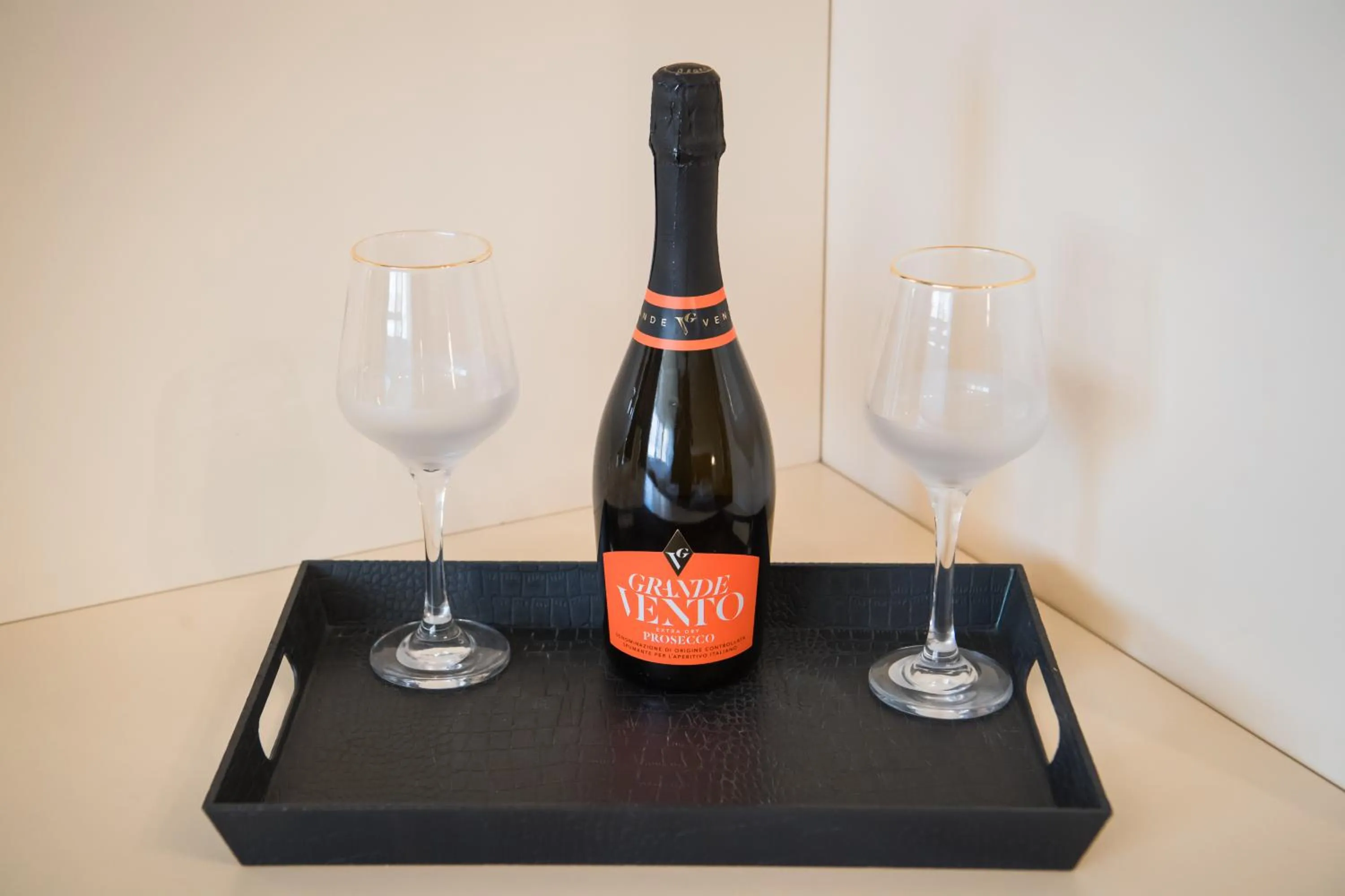 Drinks in MBI Travel Inn