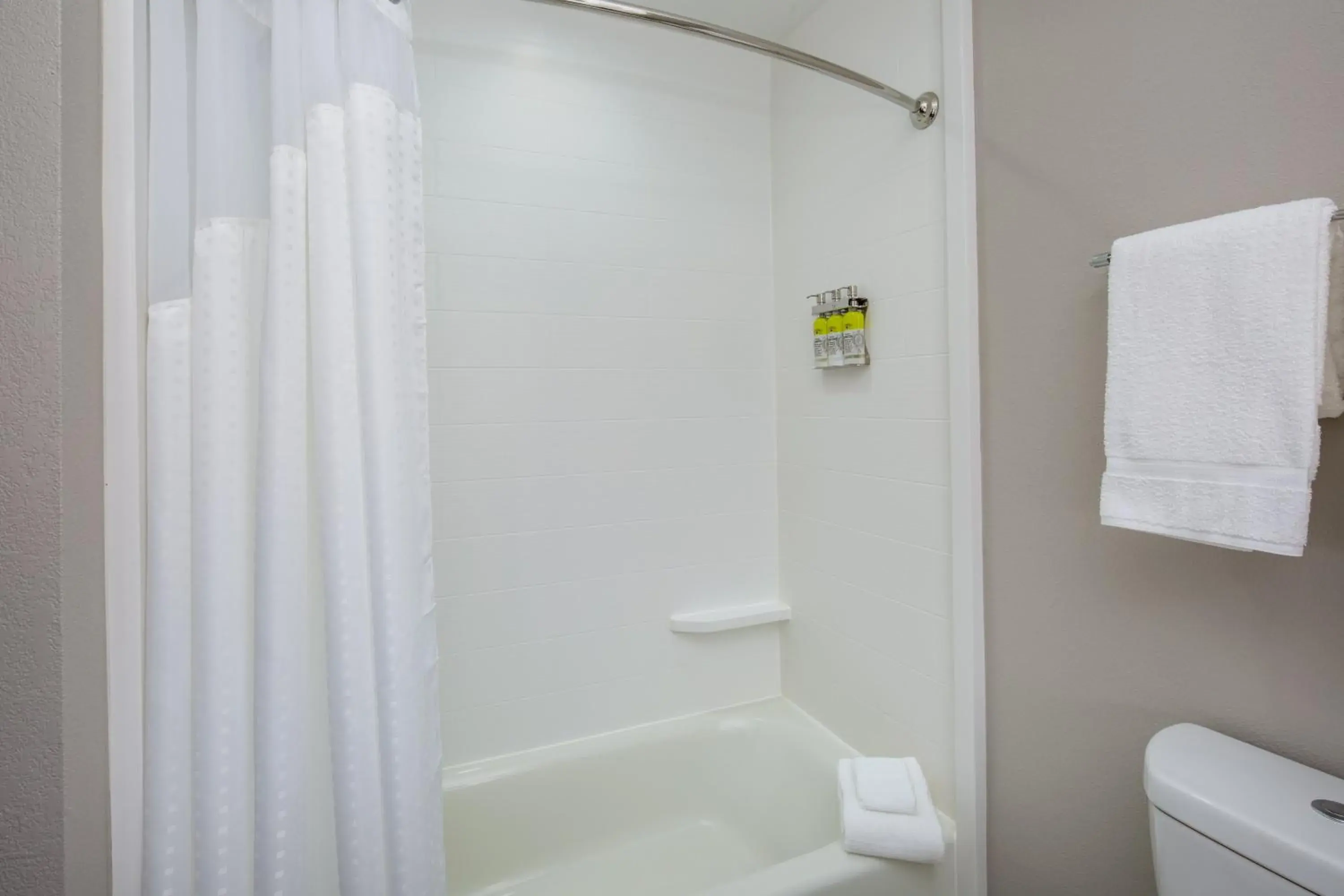 Queen Suite in Holiday Inn Express Surprise by IHG Queen Suite in Holiday Inn Express Surprise by IHG