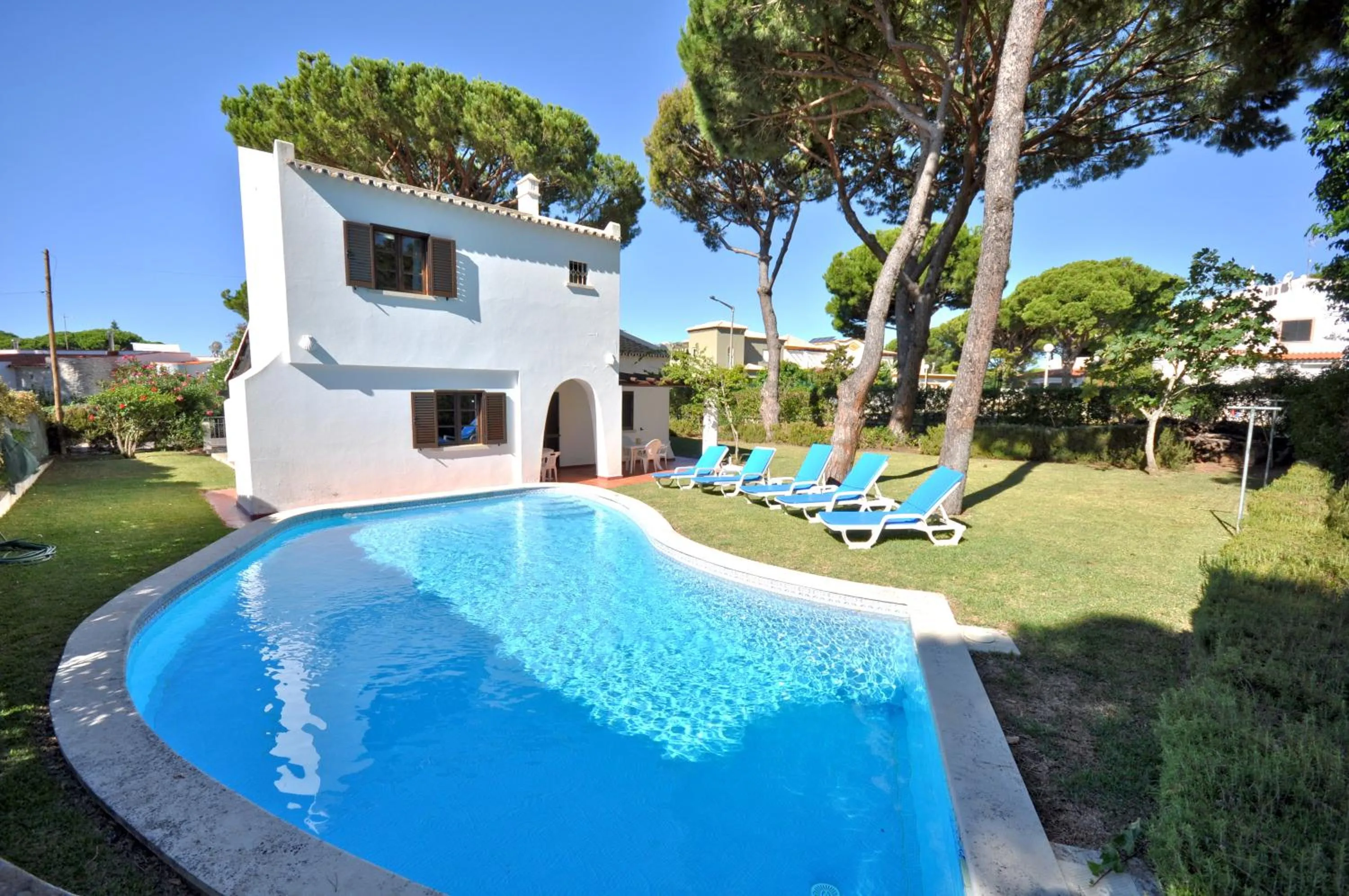 Garden in Private Pool villa, Walking distance to the centre, Golf Facing