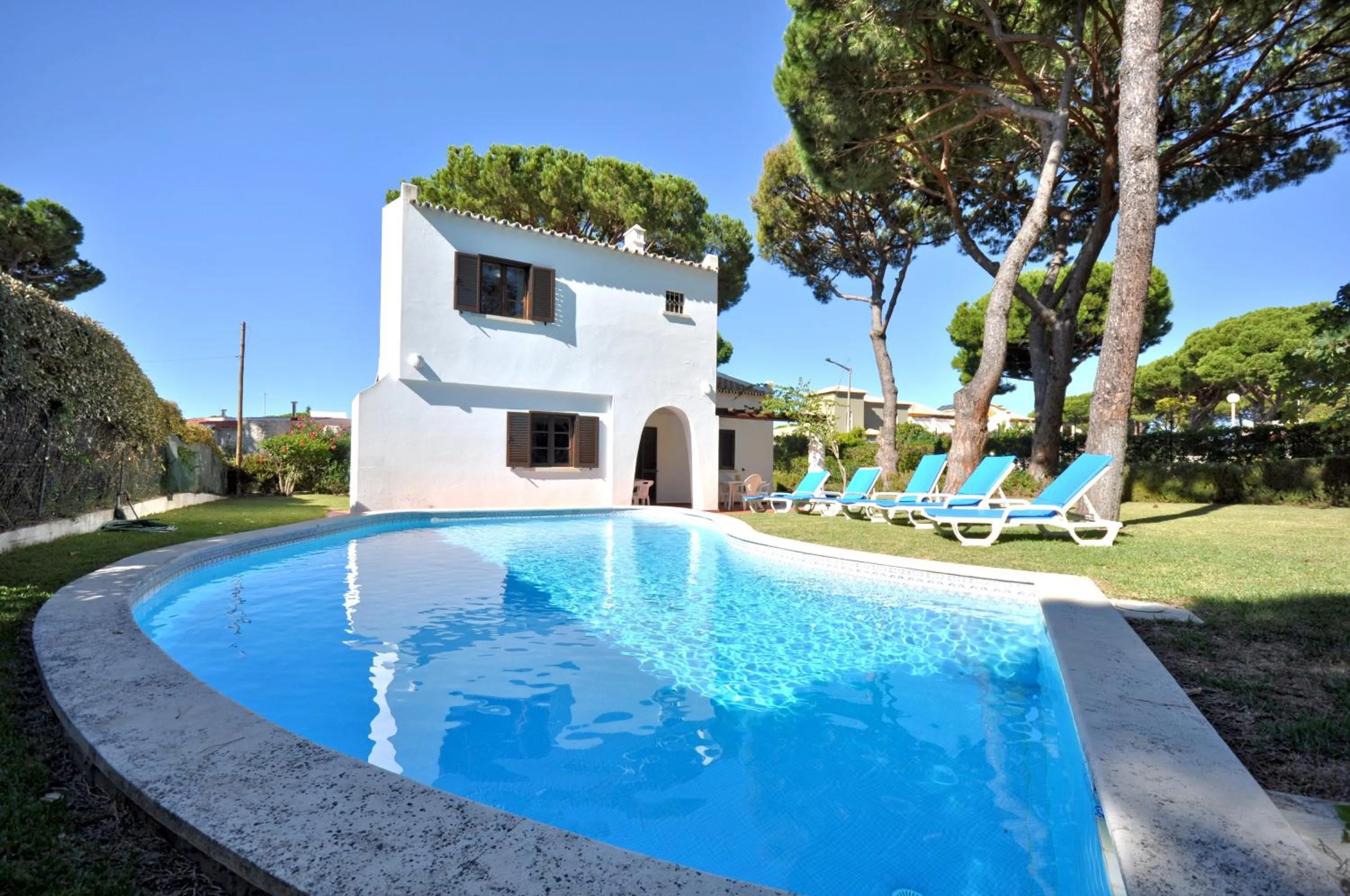 Swimming pool in Private Pool villa, Walking distance to the centre, Golf Facing