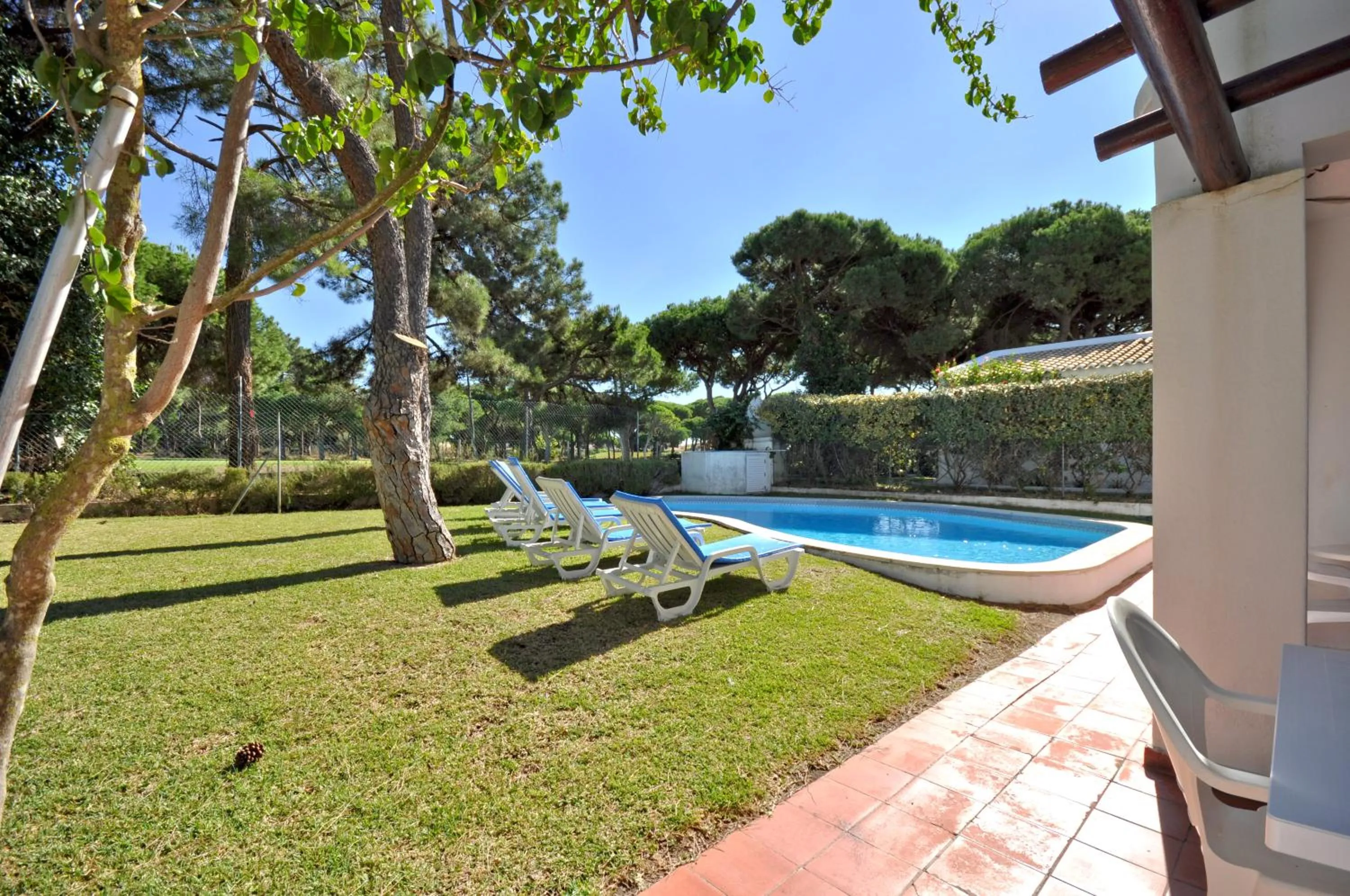 Garden in Private Pool villa, Walking distance to the centre, Golf Facing
