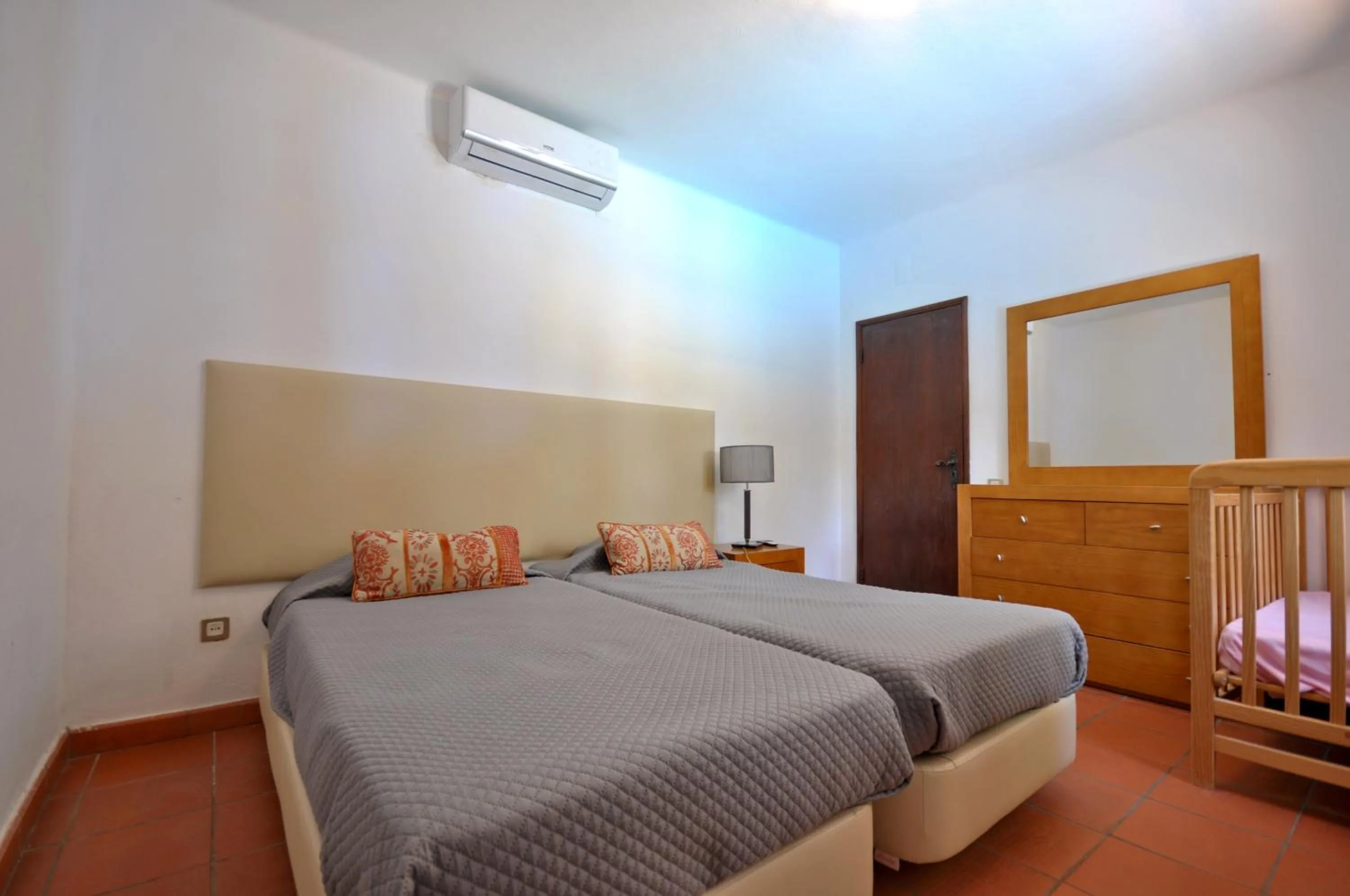Bedroom, Bed in Private Pool villa, Walking distance to the centre, Golf Facing
