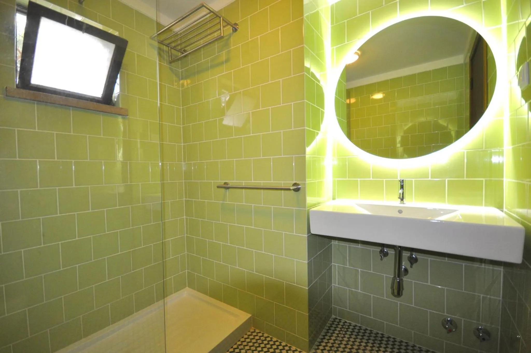Toilet in Perfect Retreat Overlooking Pinhal Golf Course, Private pool, Off-street parking