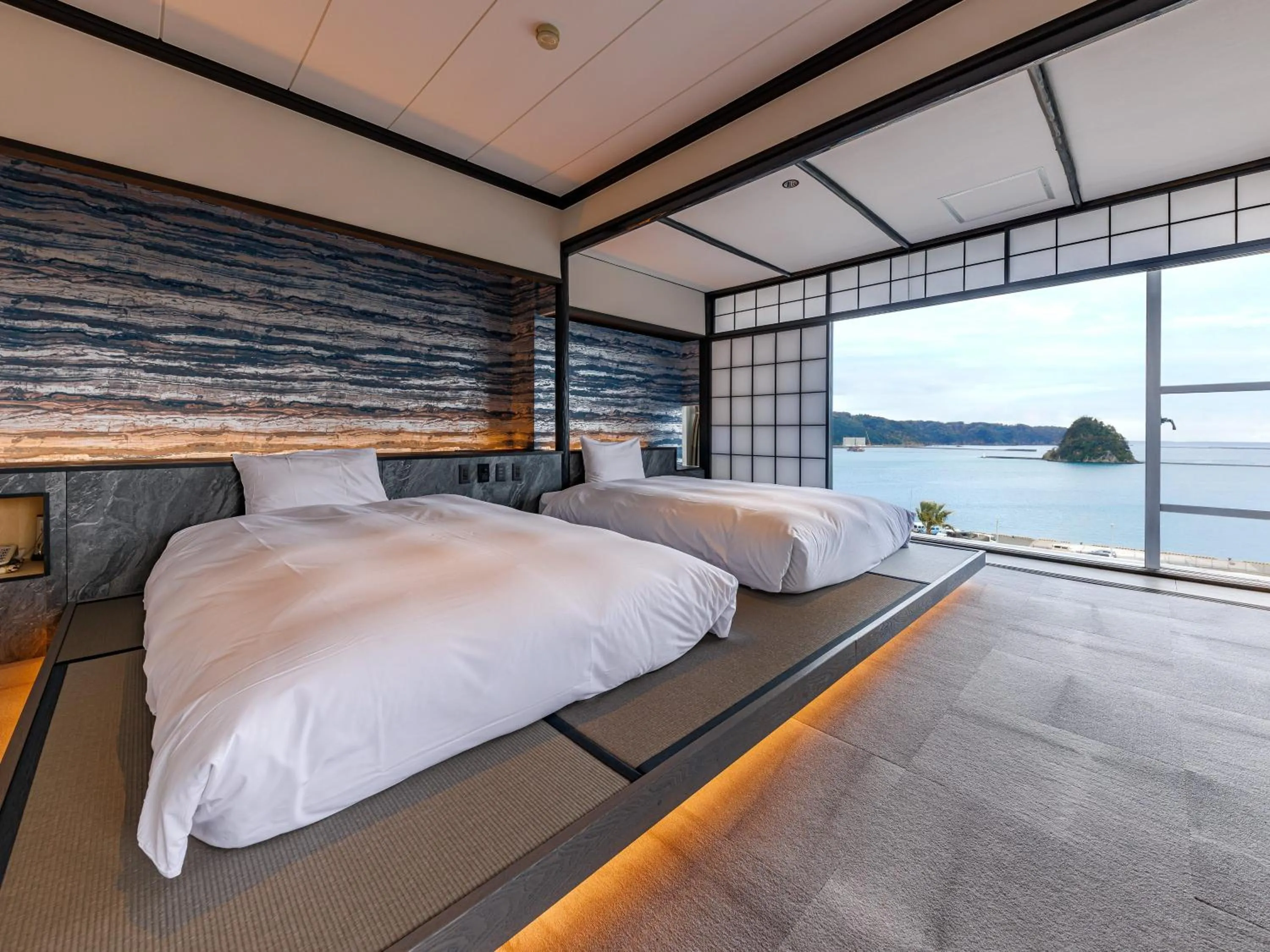 Bed in Kurofune Hotel