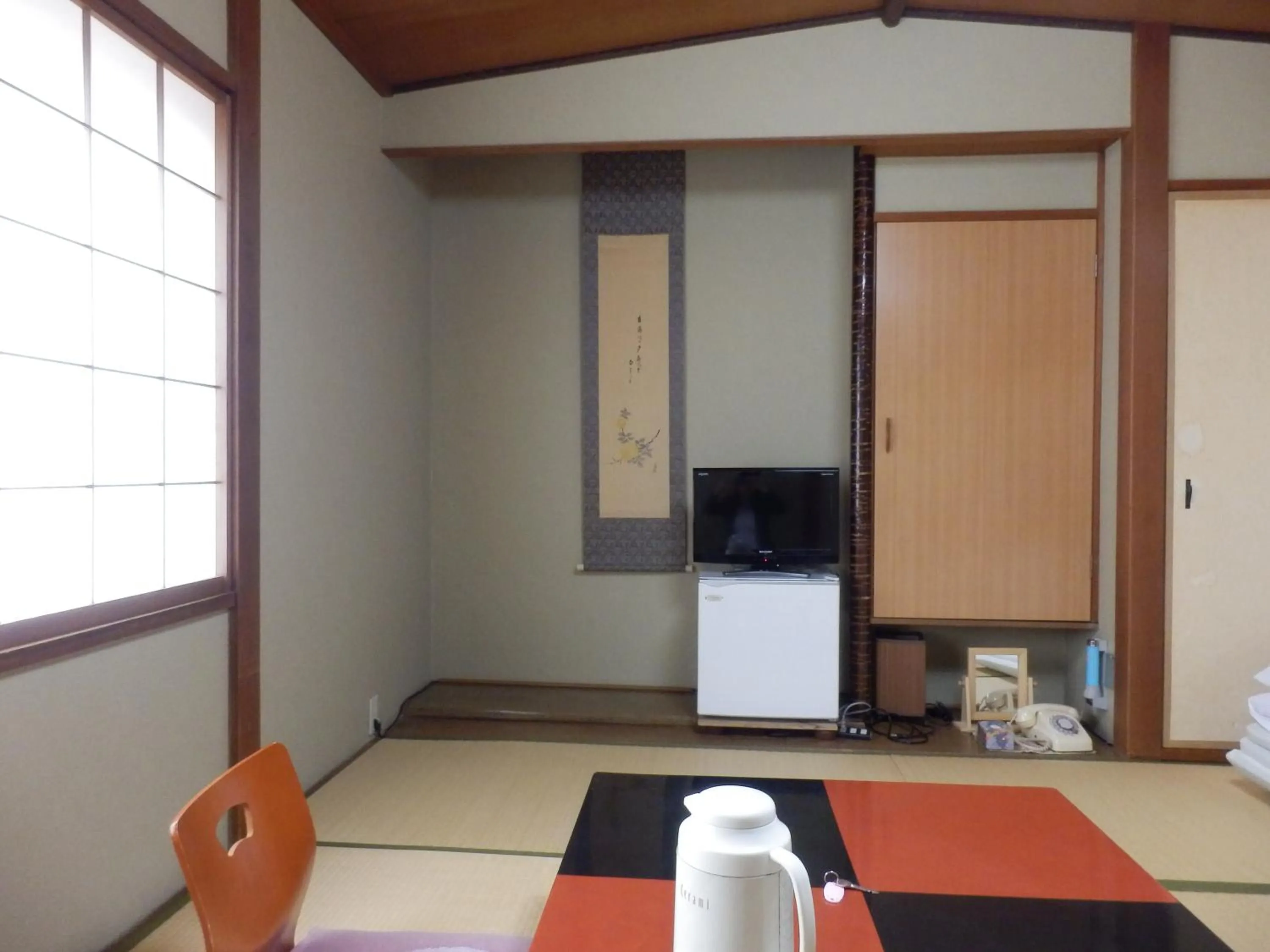 Photo of the whole room in Kikunoya Ryokan