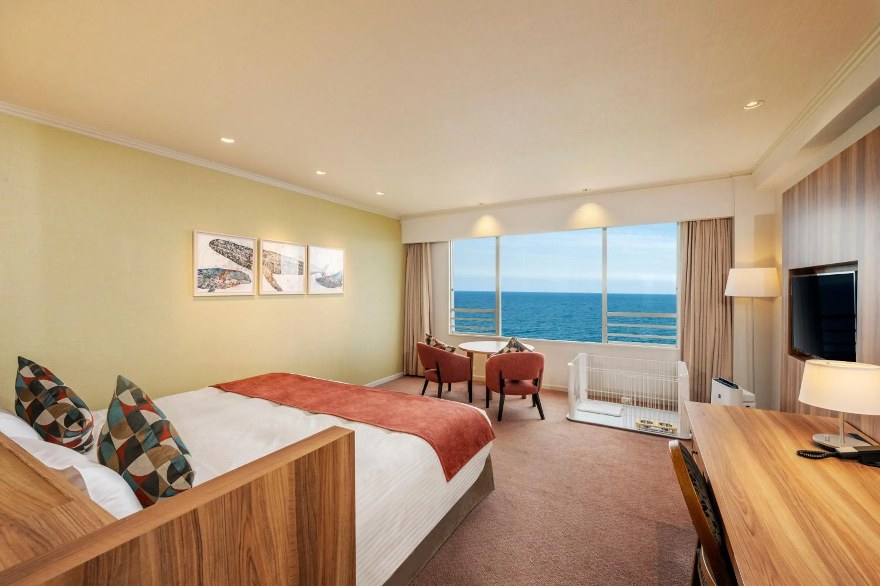 Photo of the whole room, Bed in Hotel New Akao