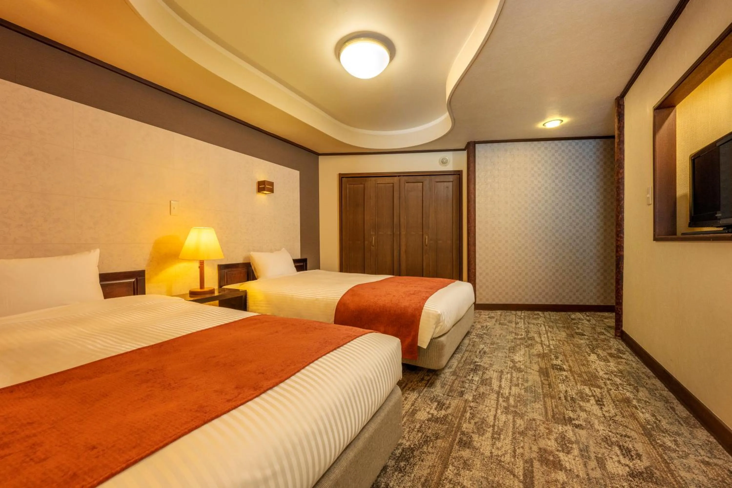 Photo of the whole room, Bed in Hotel New Akao