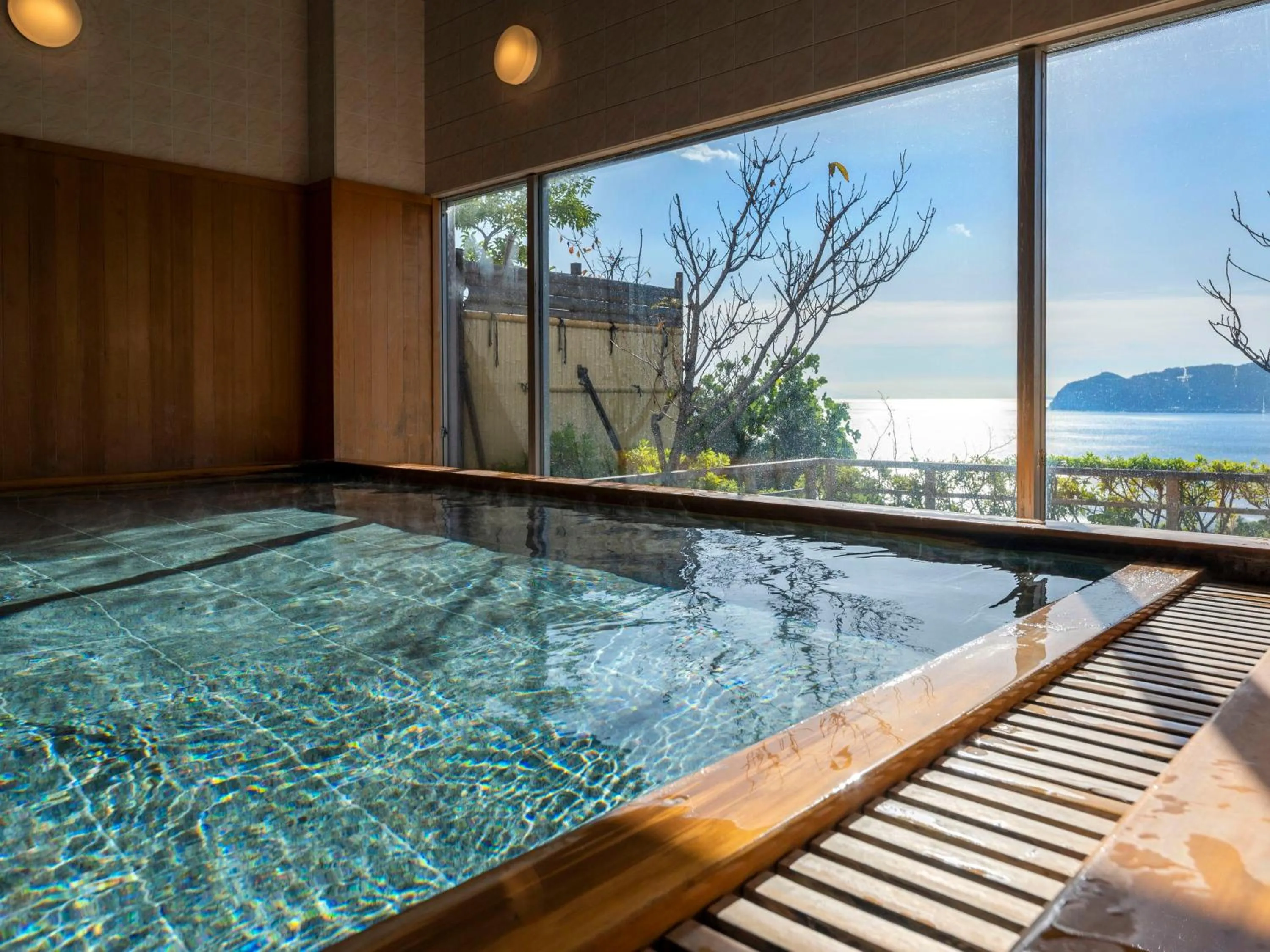 Public Bath in Hotel New Akao