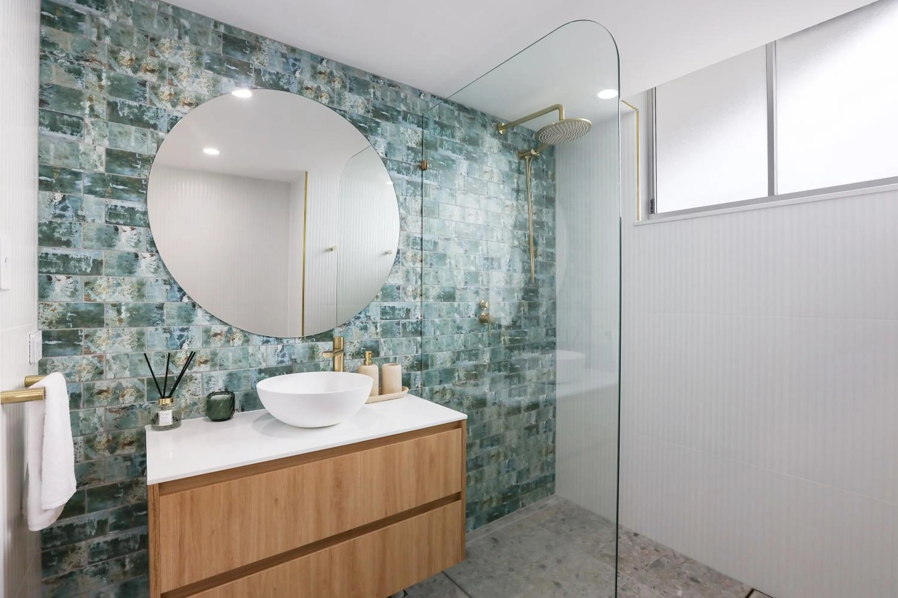 Bathroom in Rainbow Commodore Coolangatta