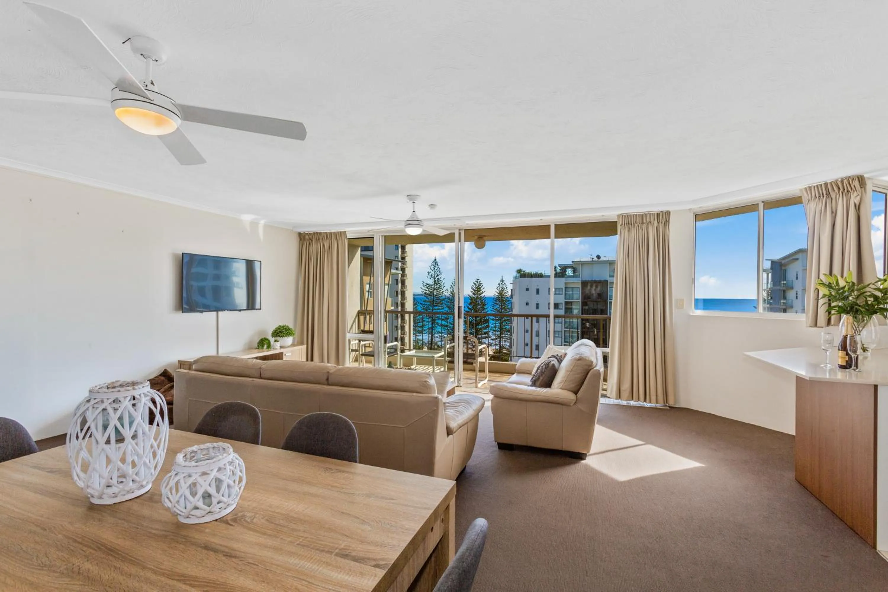 Living room in Rainbow Commodore Coolangatta