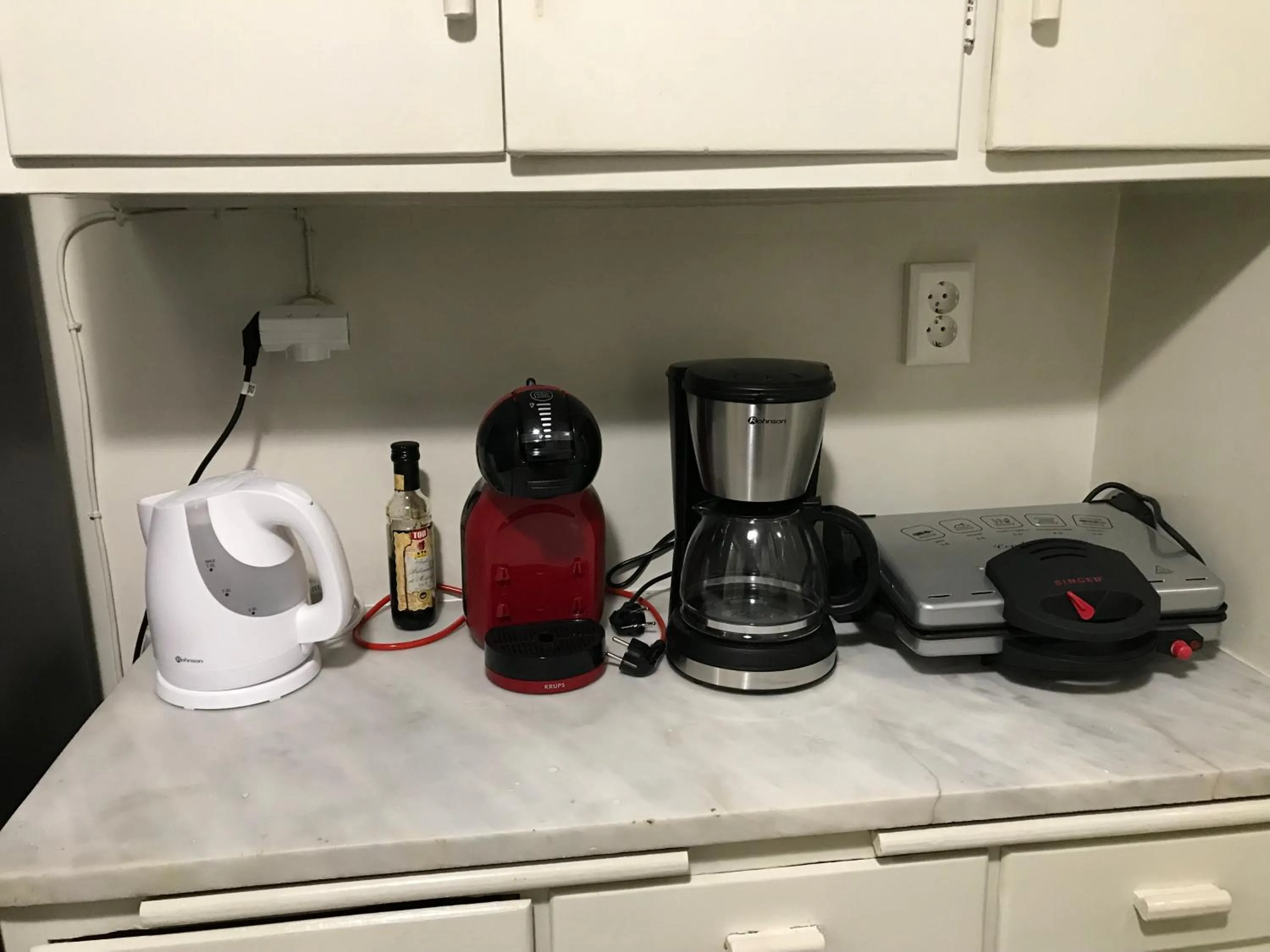 Victoria Queens Paradise Apartments