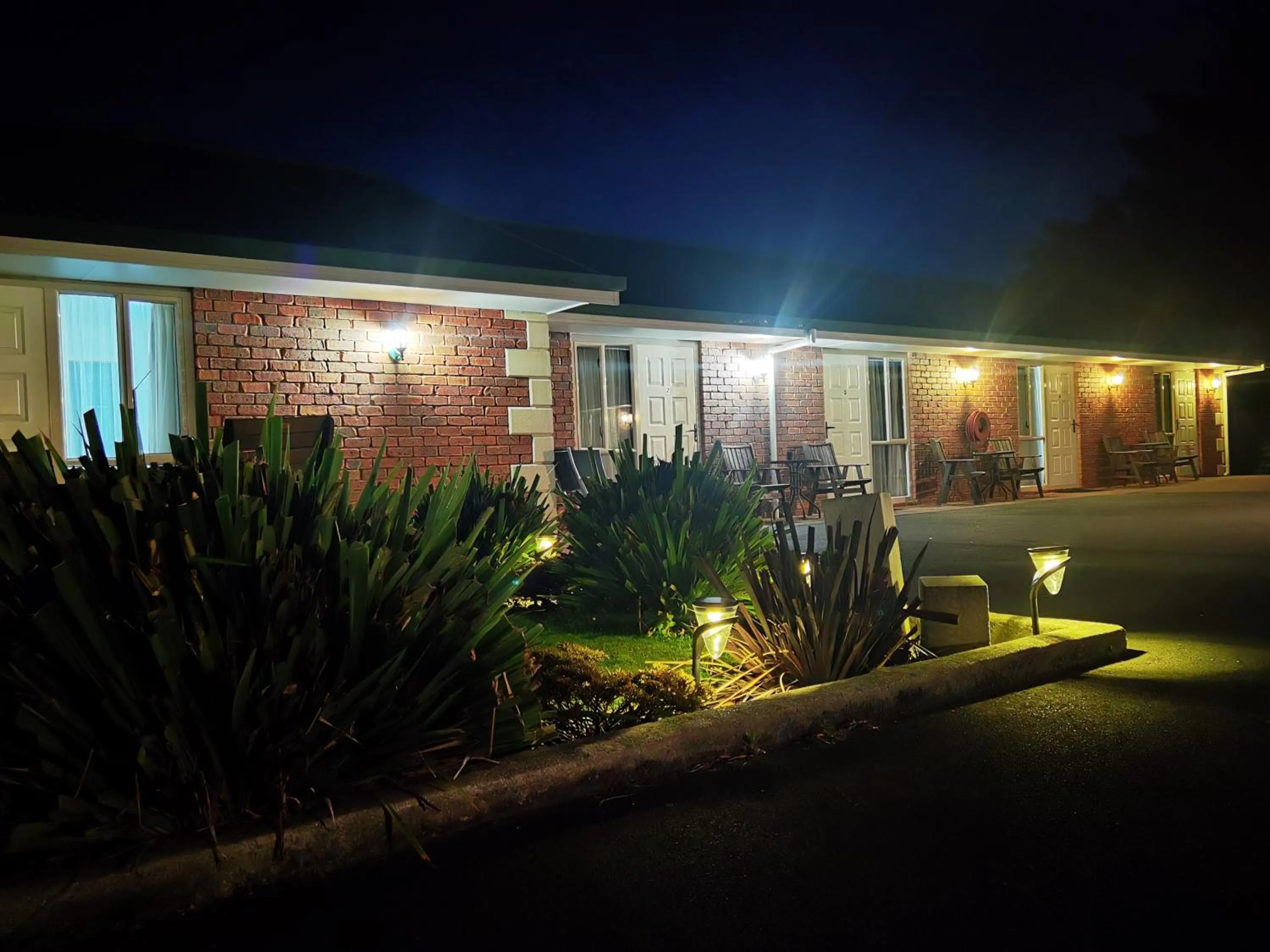 ASURE Ambassador Motor Lodge