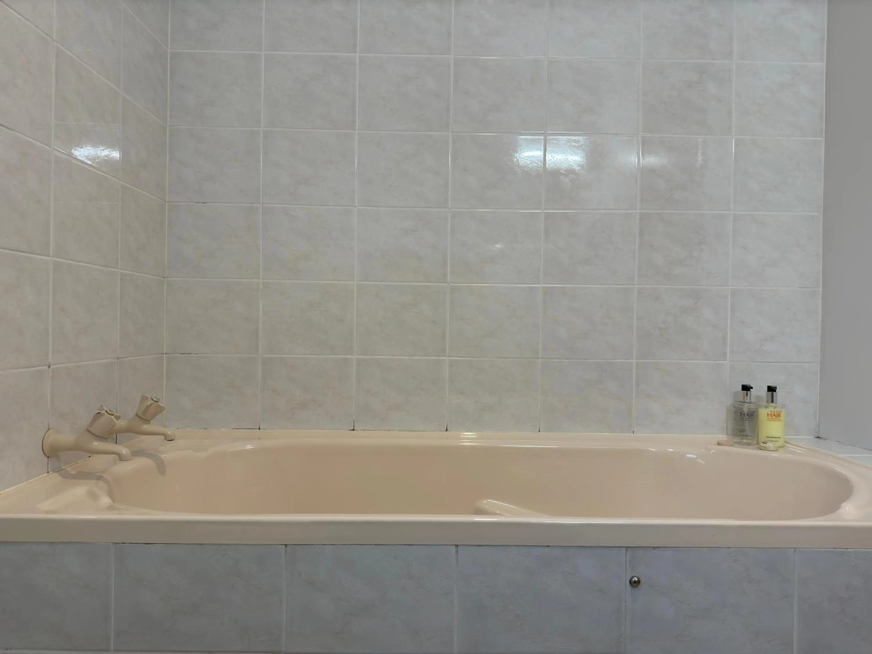 ASURE Ambassador Motor Lodge