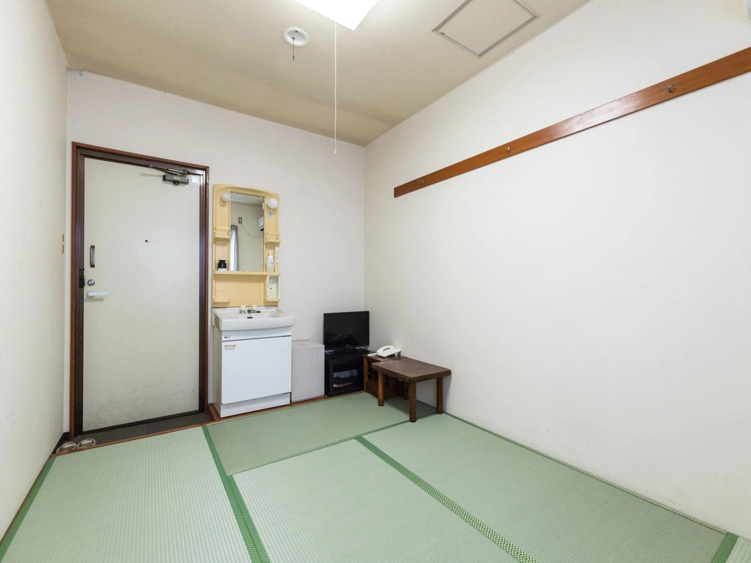 Photo of the whole room in Hotel Isesaki East