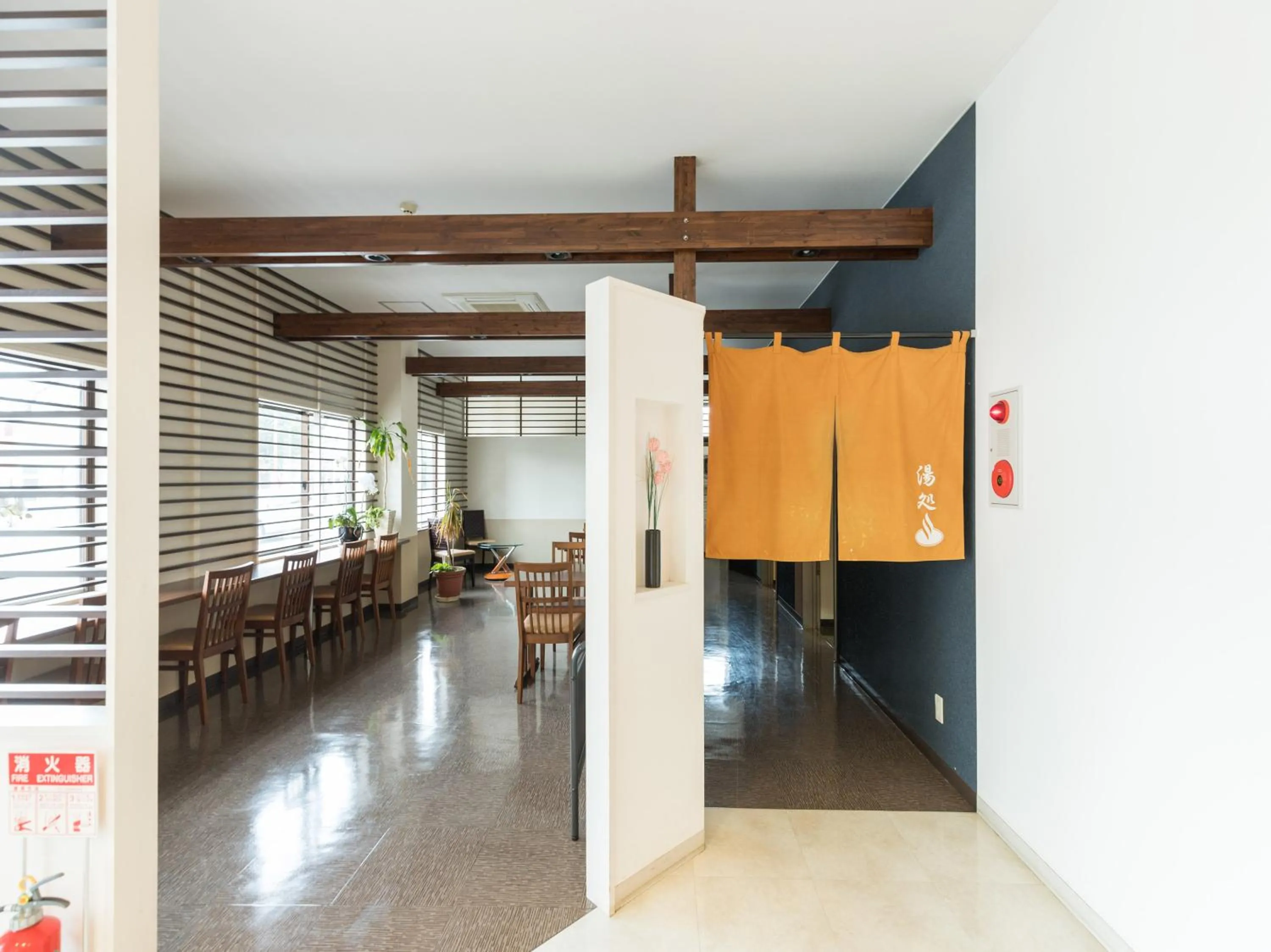 Restaurant/places to eat in Hotel Isesaki East